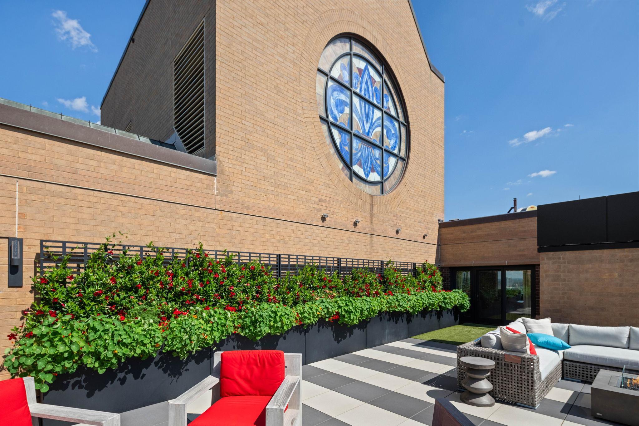 View of Residential at 110 Bank Street #L2801, Minneapolis MN 55414, Minneapolis (45 of 46) - Mike Wilen | Minnesota Team Real Estate