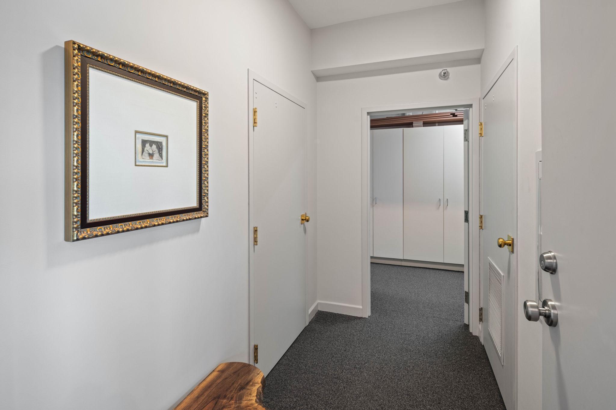 View of Residential at 110 Bank Street #L2801, Minneapolis MN 55414, Minneapolis (36 of 46) - Mike Wilen | Minnesota Team Real Estate