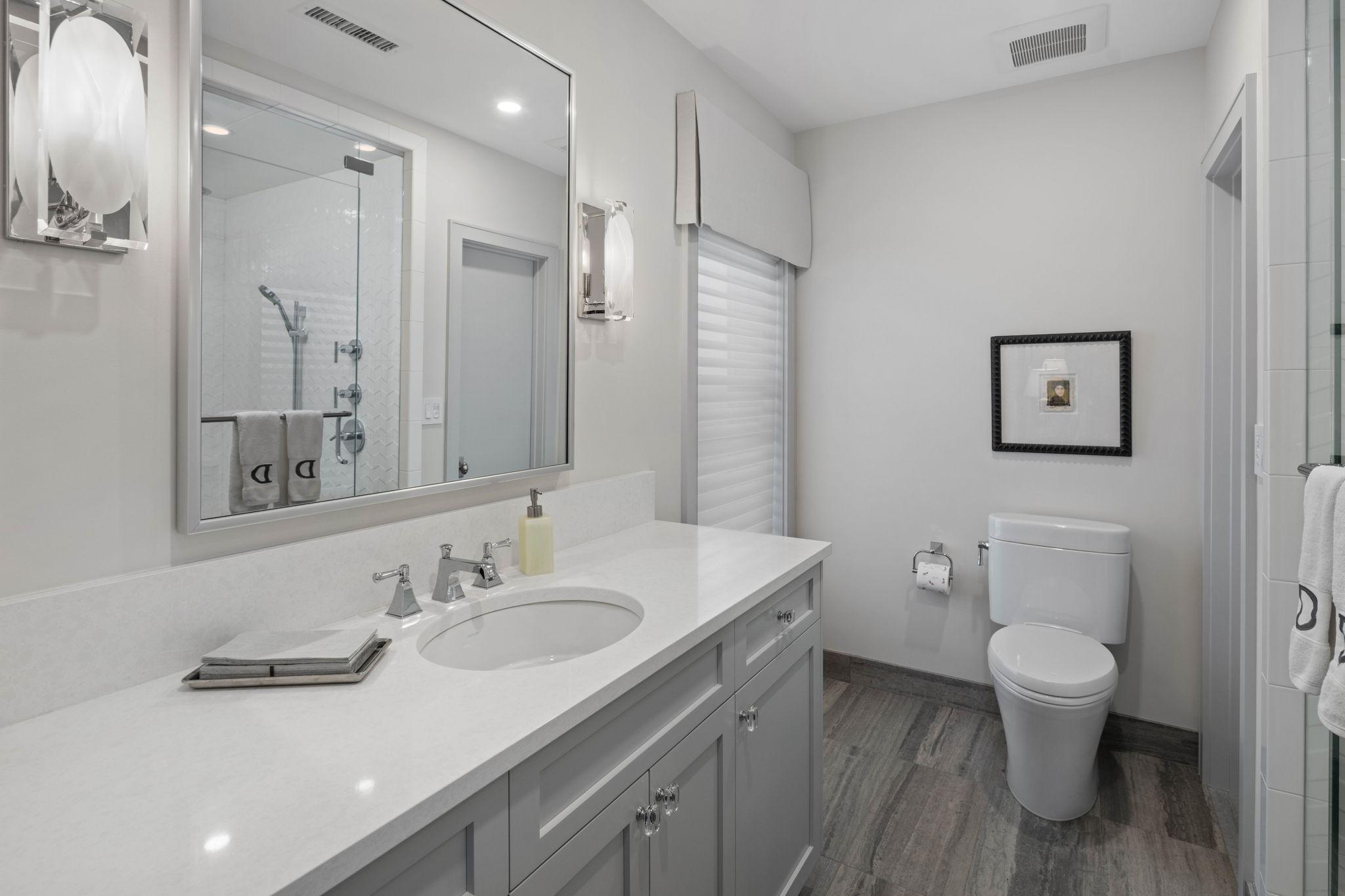 View of Residential at 110 Bank Street #L2801, Minneapolis MN 55414, Minneapolis (29 of 46) - Mike Wilen | Minnesota Team Real Estate