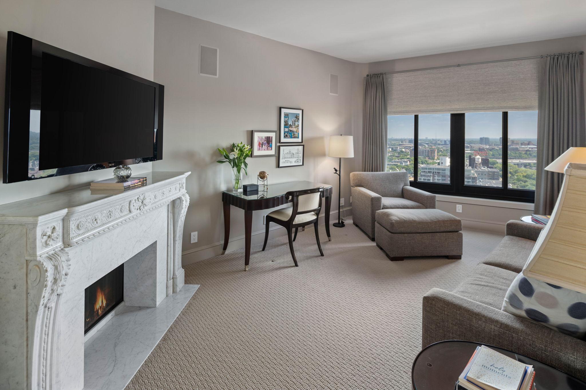 View of Residential at 110 Bank Street #L2801, Minneapolis MN 55414, Minneapolis (25 of 46) - Mike Wilen | Minnesota Team Real Estate