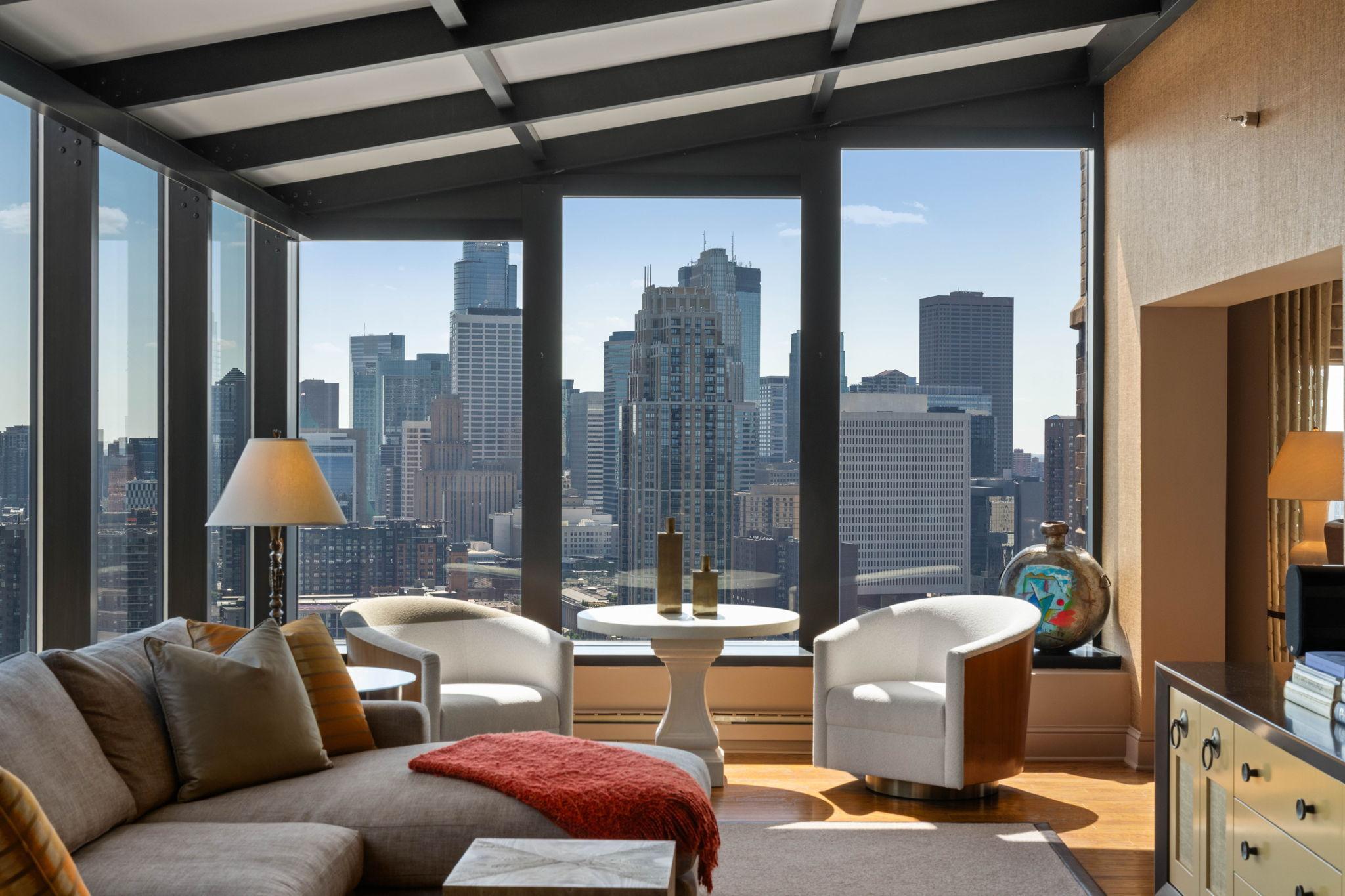 View of (CC) High Rise (4+ Levels) at 110 Bank Street, Minneapolis - Mike Wilen | Minnesota Team Real Estate