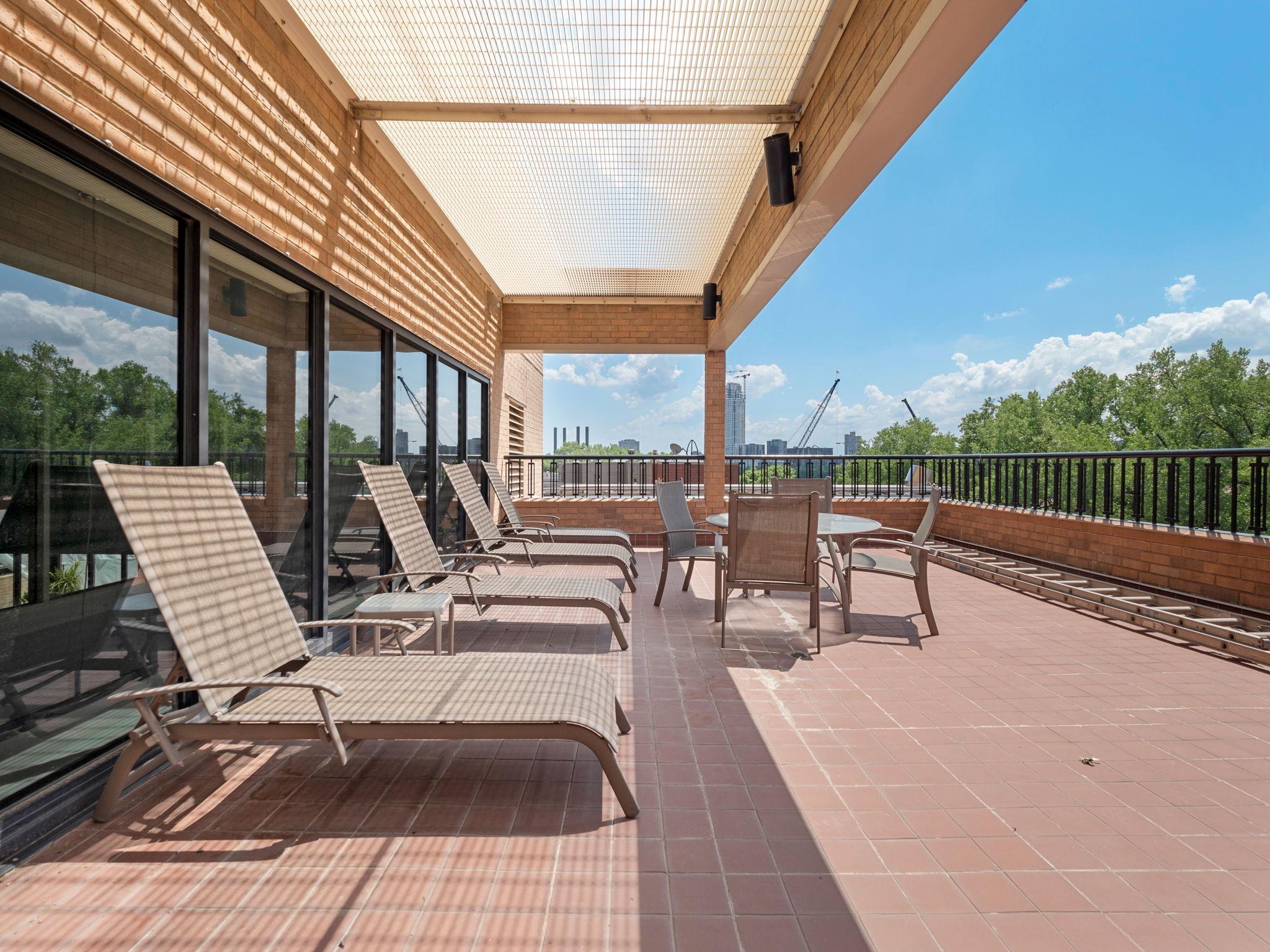 View of Residential at 110 Bank Street #L2801, Minneapolis MN 55414, Minneapolis (99 of 108) - Mike Wilen | Minnesota Team Real Estate