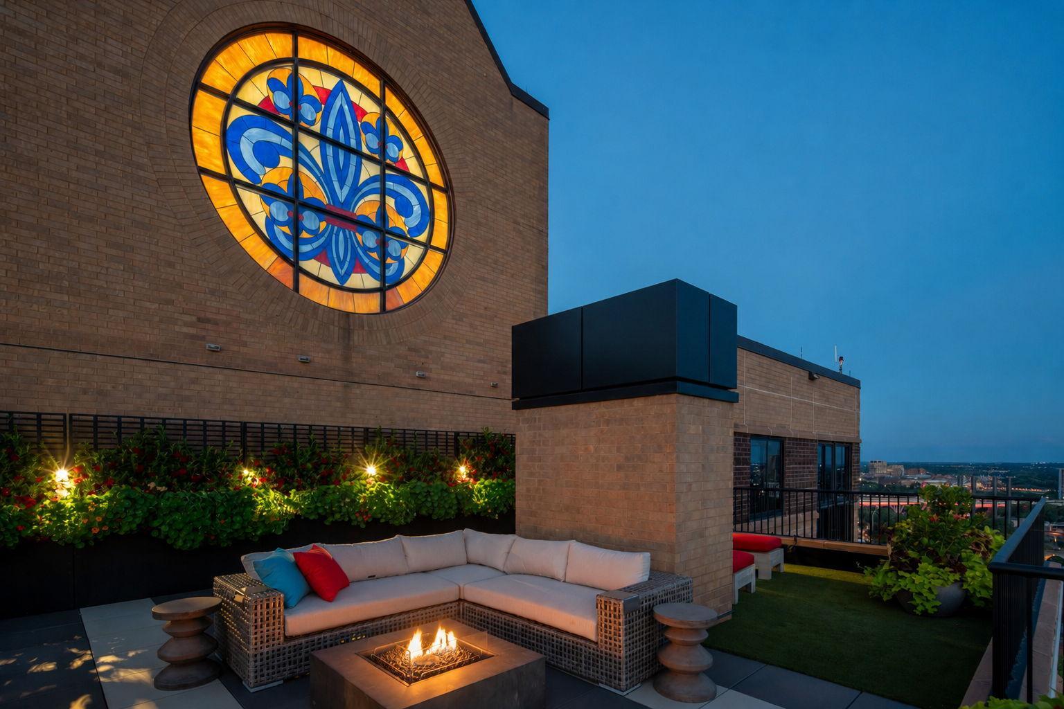 View of Residential at 110 Bank Street #L2801, Minneapolis MN 55414, Minneapolis (48 of 108) - Mike Wilen | Minnesota Team Real Estate