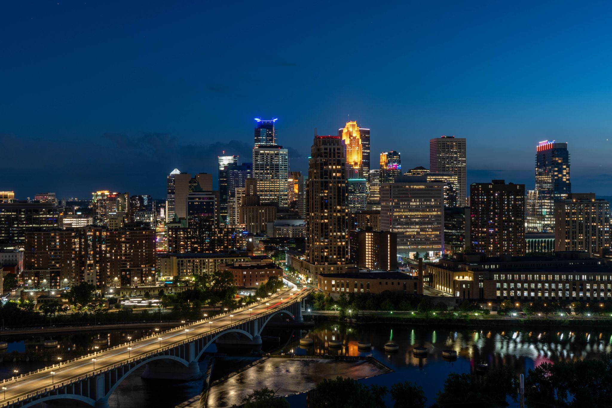 View of Residential at 110 Bank Street #L2801, Minneapolis MN 55414, Minneapolis (63 of 108) - Mike Wilen | Minnesota Team Real Estate