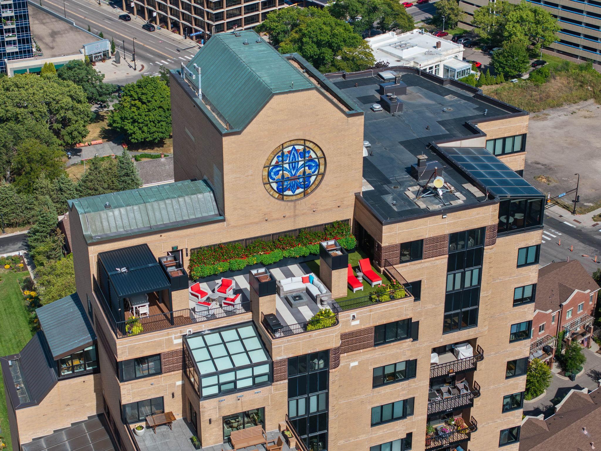 View of Residential at 110 Bank Street #L2801, Minneapolis MN 55414, Minneapolis (61 of 108) - Mike Wilen | Minnesota Team Real Estate
