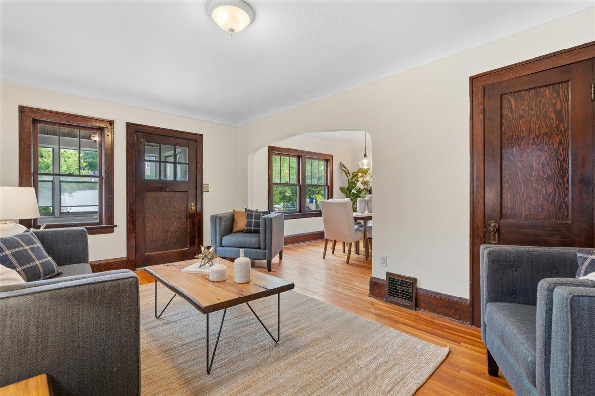 View of Residential at 399 Curtice Street, Saint Paul MN 55107, Saint Paul (20 of 31) - Mike Wilen | Minnesota Team Real Estate