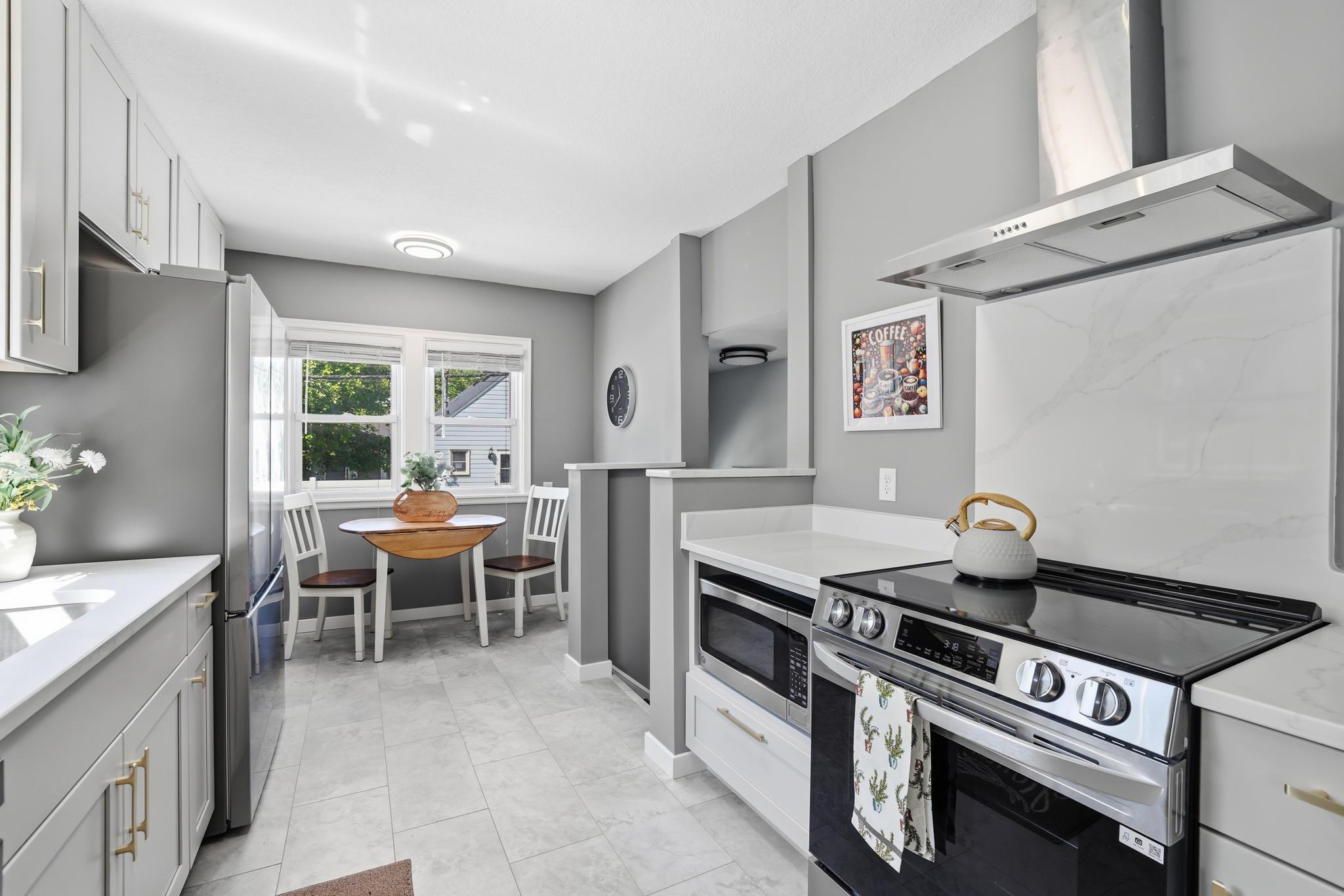 View of Residential at 5904 Minnetonka Boulevard, Saint Louis Park MN 55416, Saint Louis Park (3 of 33) - Mike Wilen | Minnesota Team Real Estate