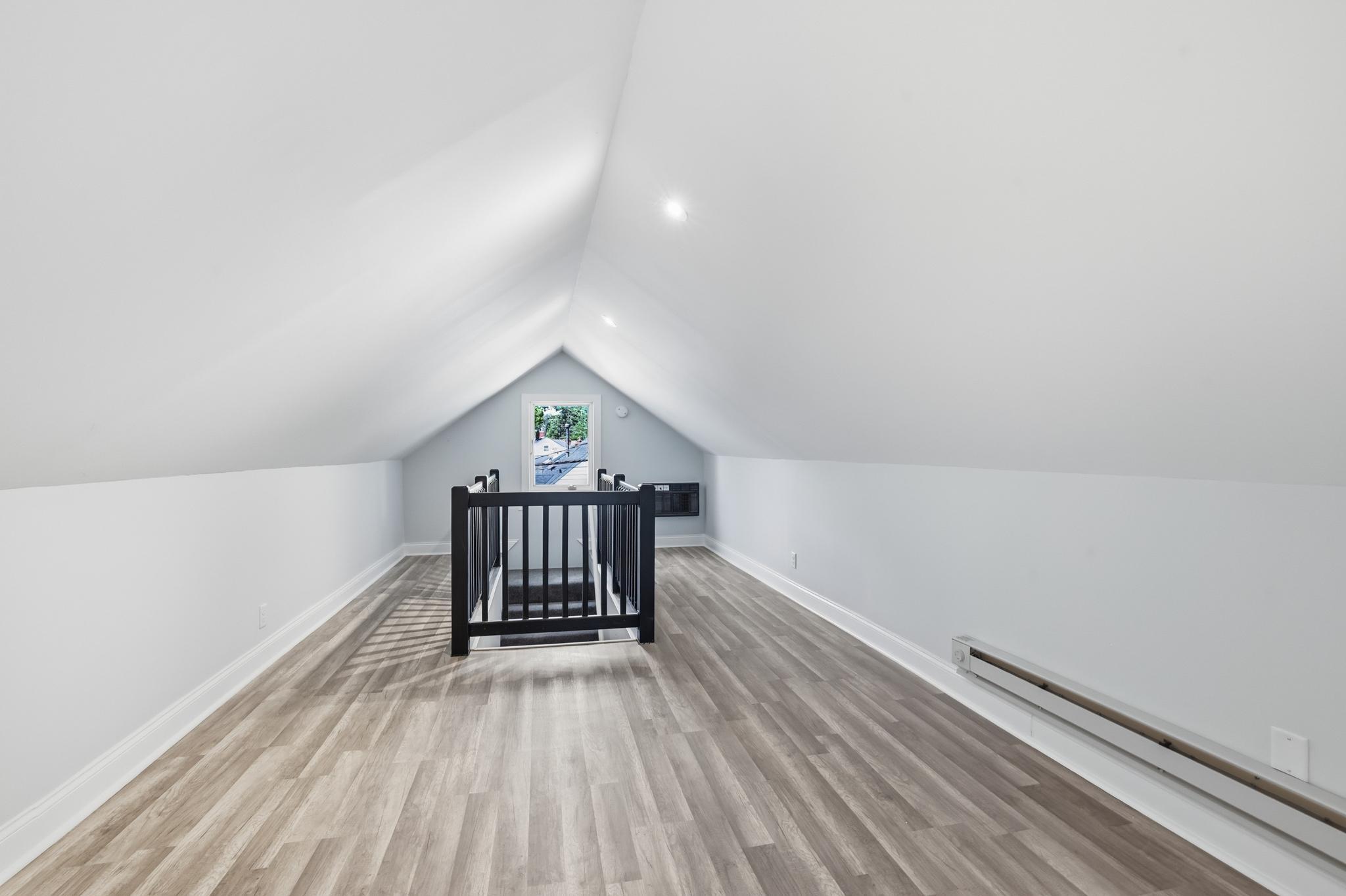 View of Residential at 5904 Minnetonka Boulevard, Saint Louis Park MN 55416, Saint Louis Park (17 of 33) - Mike Wilen | Minnesota Team Real Estate