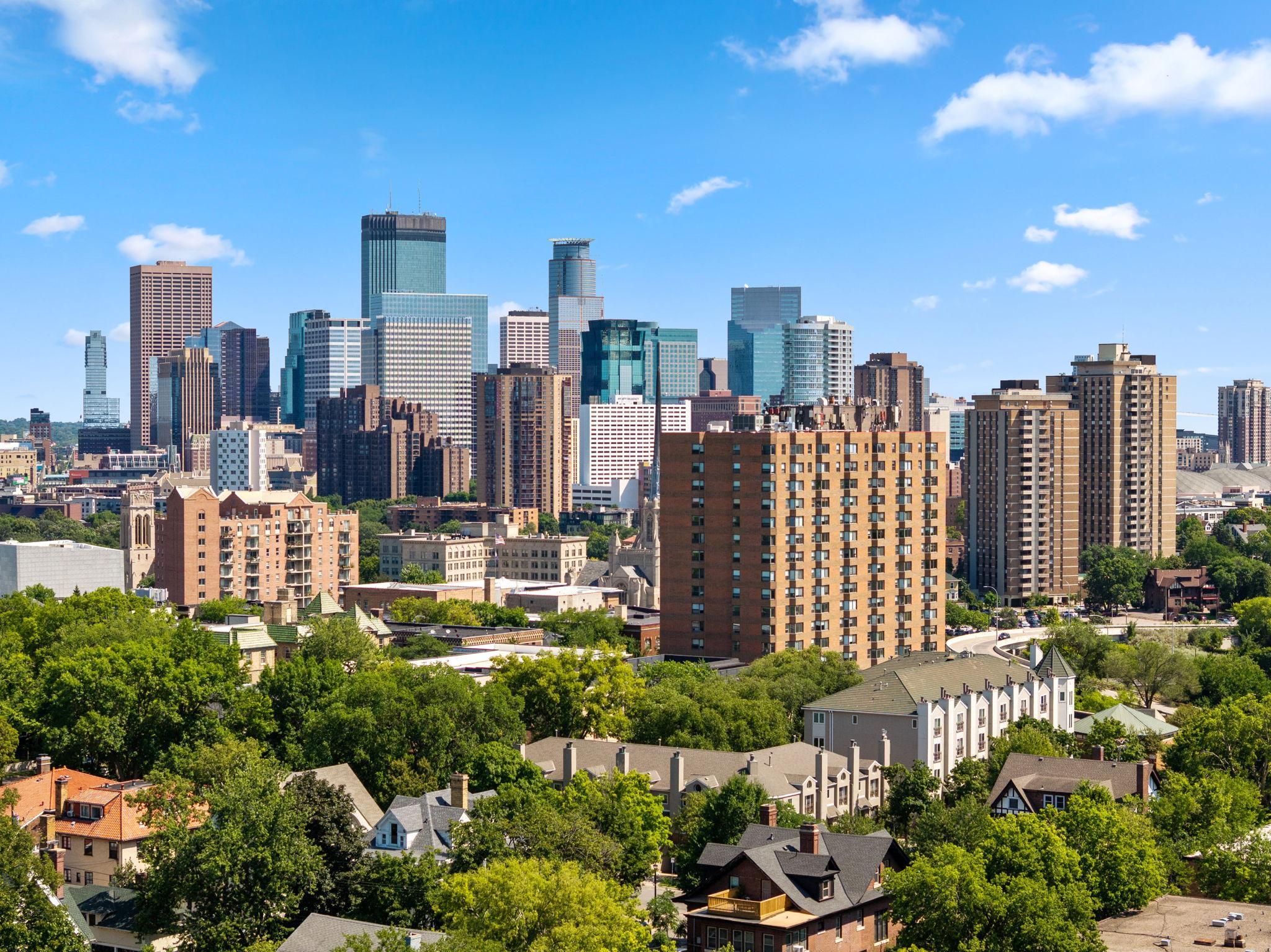 View of Residential at 1912 Dupont Avenue #105, Minneapolis MN 55403, Minneapolis (31 of 32) - Mike Wilen | Minnesota Team Real Estate