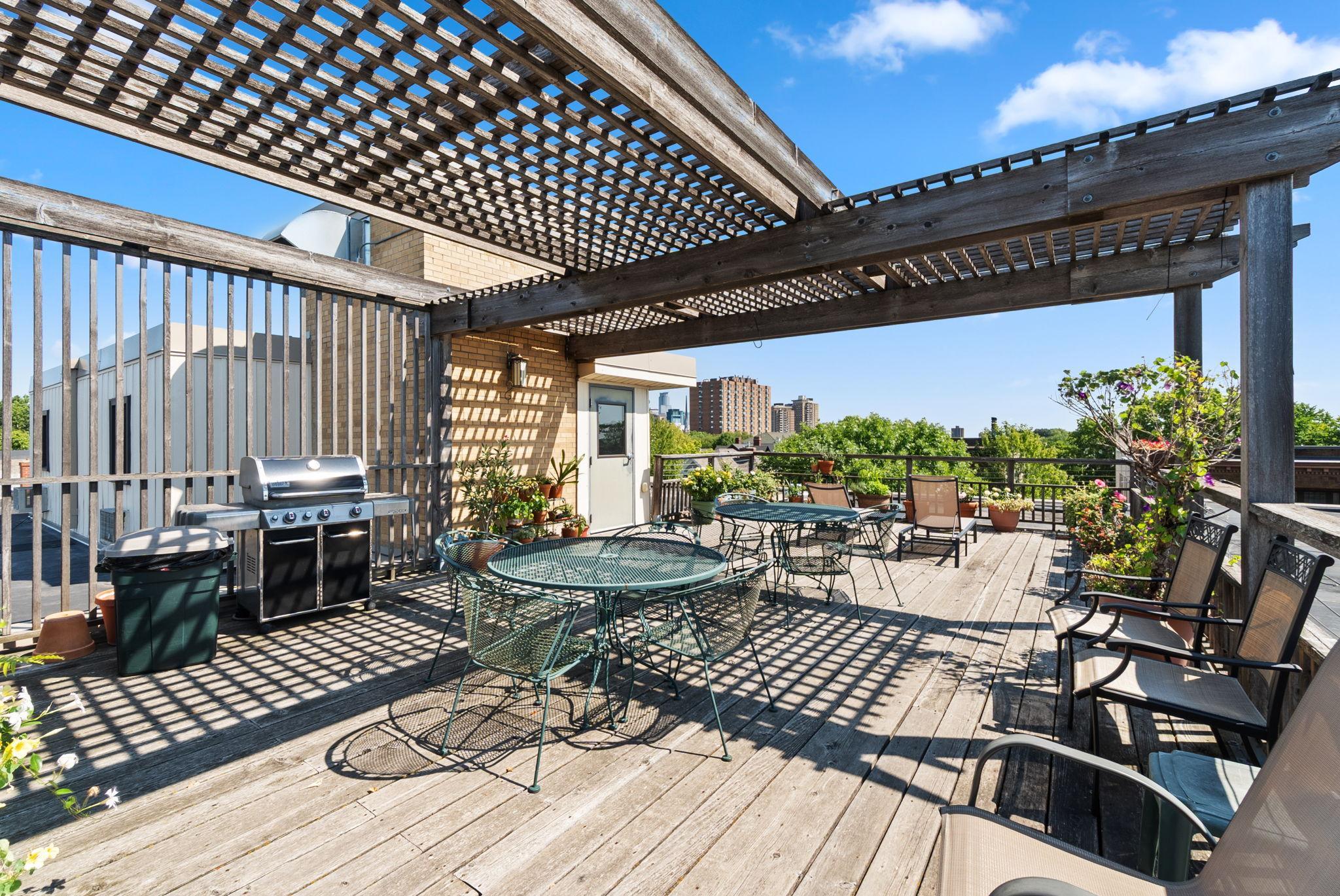 View of Residential at 1912 Dupont Avenue #105, Minneapolis MN 55403, Minneapolis (21 of 32) - Mike Wilen | Minnesota Team Real Estate