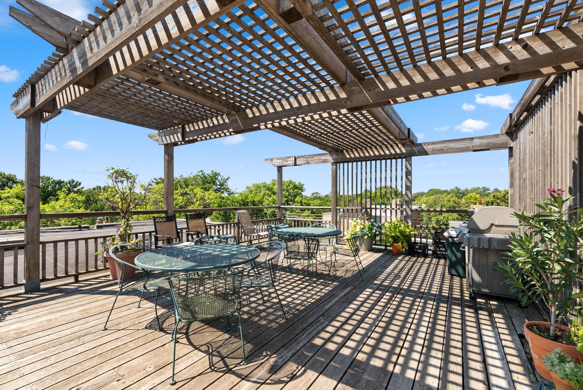 View of Residential at 1912 Dupont Avenue #105, Minneapolis MN 55403, Minneapolis (20 of 32) - Mike Wilen | Minnesota Team Real Estate