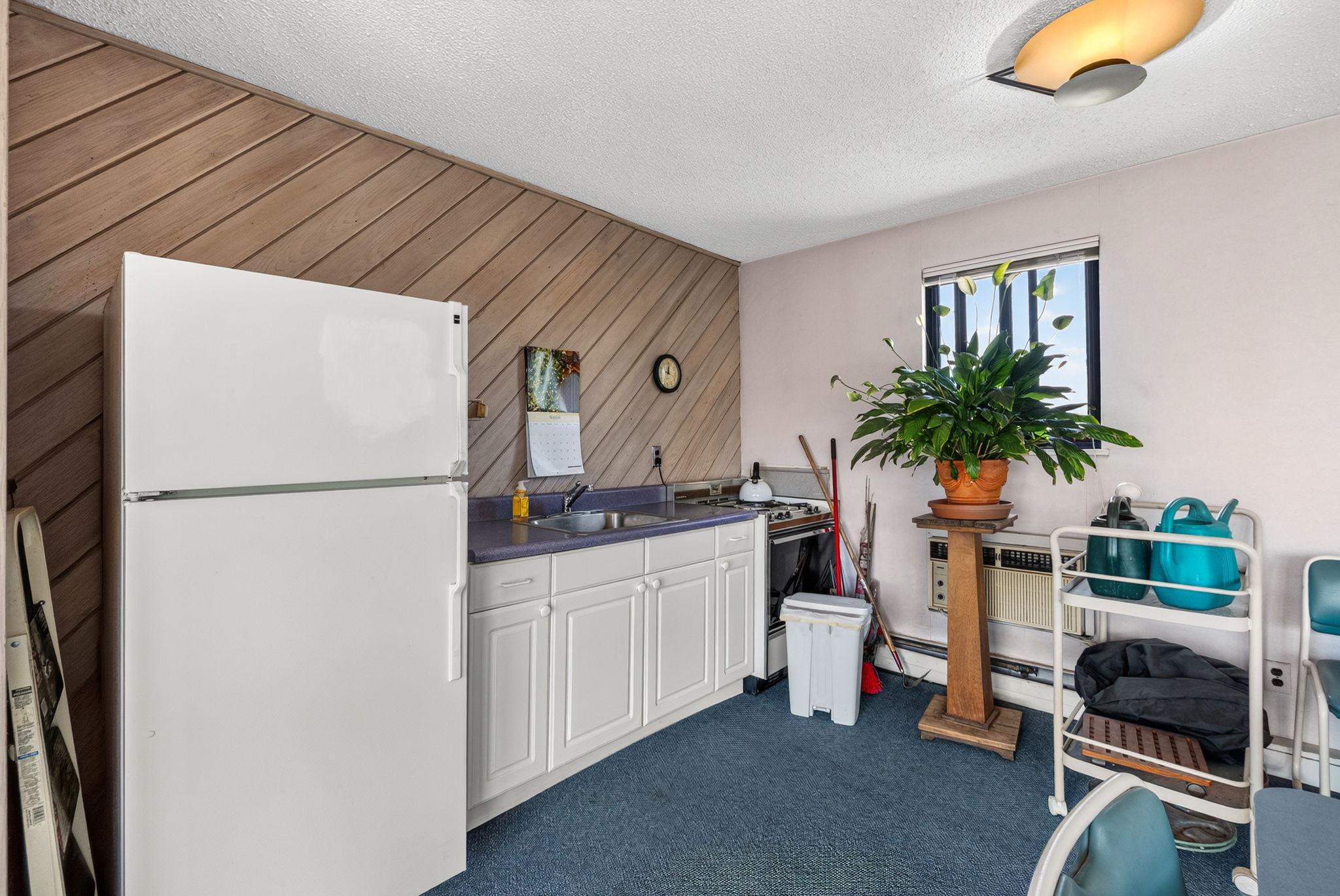 View of Residential at 1912 Dupont Avenue #105, Minneapolis MN 55403, Minneapolis (18 of 32) - Mike Wilen | Minnesota Team Real Estate
