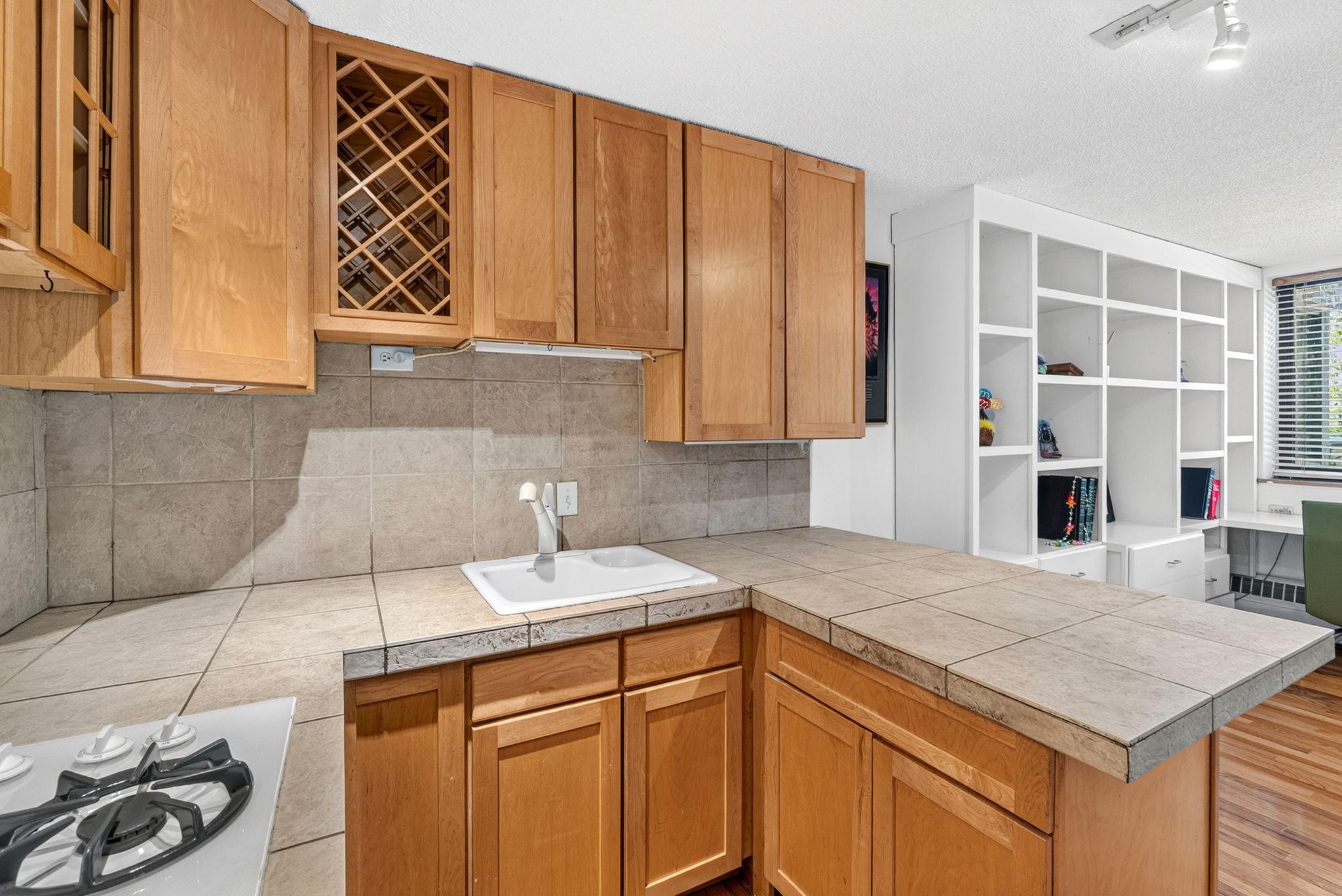 View of Residential at 1912 Dupont Avenue #105, Minneapolis MN 55403, Minneapolis (7 of 32) - Mike Wilen | Minnesota Team Real Estate