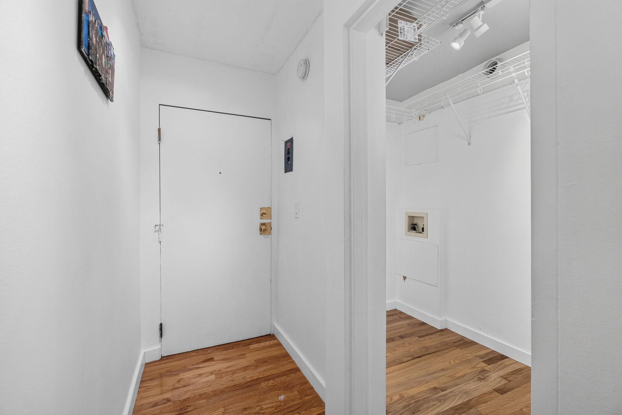 View of Residential at 1912 Dupont Avenue #105, Minneapolis MN 55403, Minneapolis (12 of 32) - Mike Wilen | Minnesota Team Real Estate