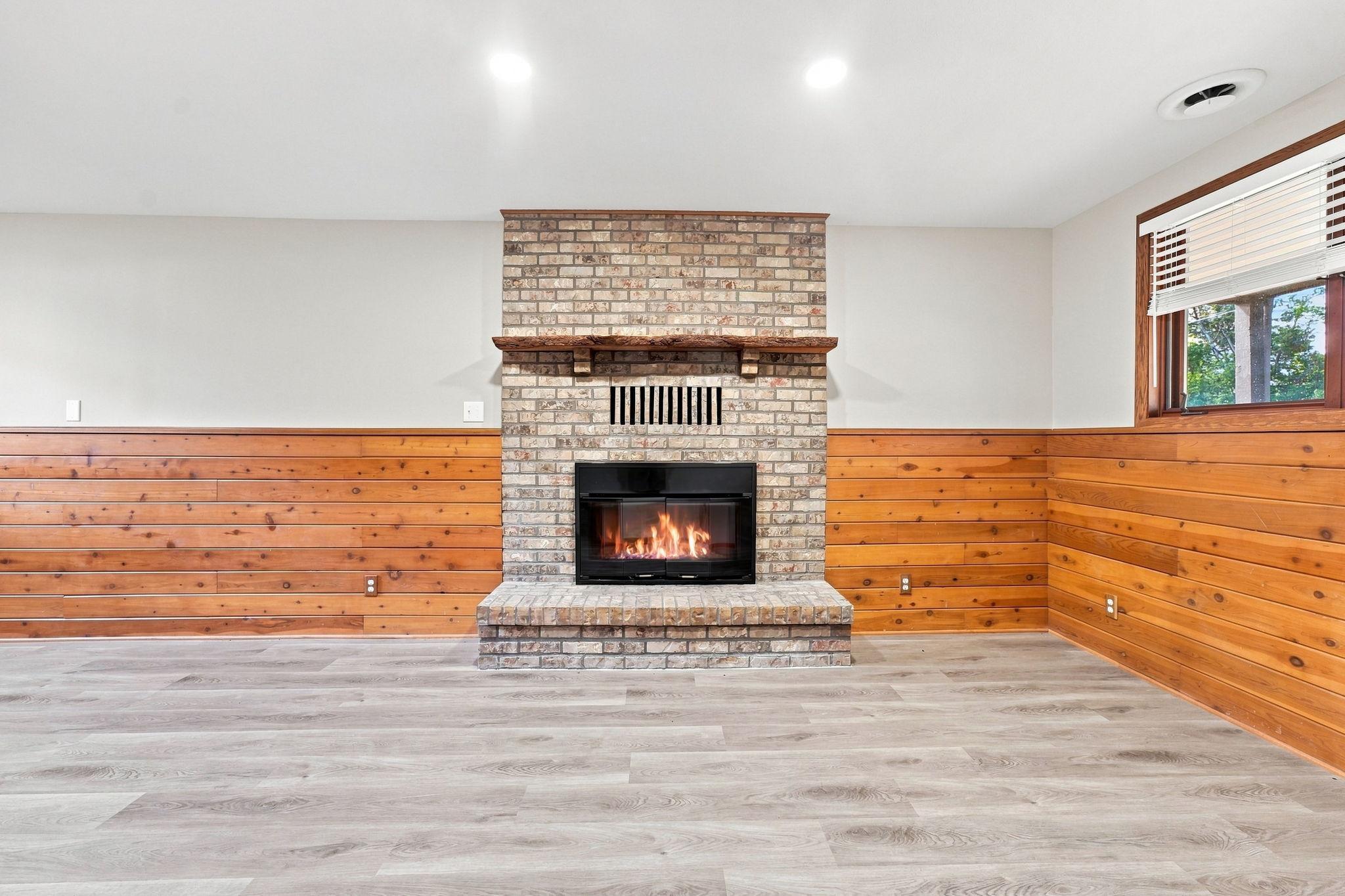 View of Residential at 1213 158th Street, Burnsville MN 55306, Burnsville (31 of 63) - Mike Wilen | Minnesota Team Real Estate