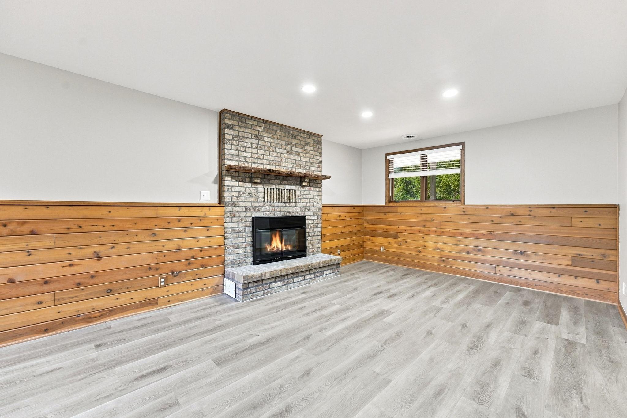 View of Residential at 1213 158th Street, Burnsville MN 55306, Burnsville (30 of 63) - Mike Wilen | Minnesota Team Real Estate