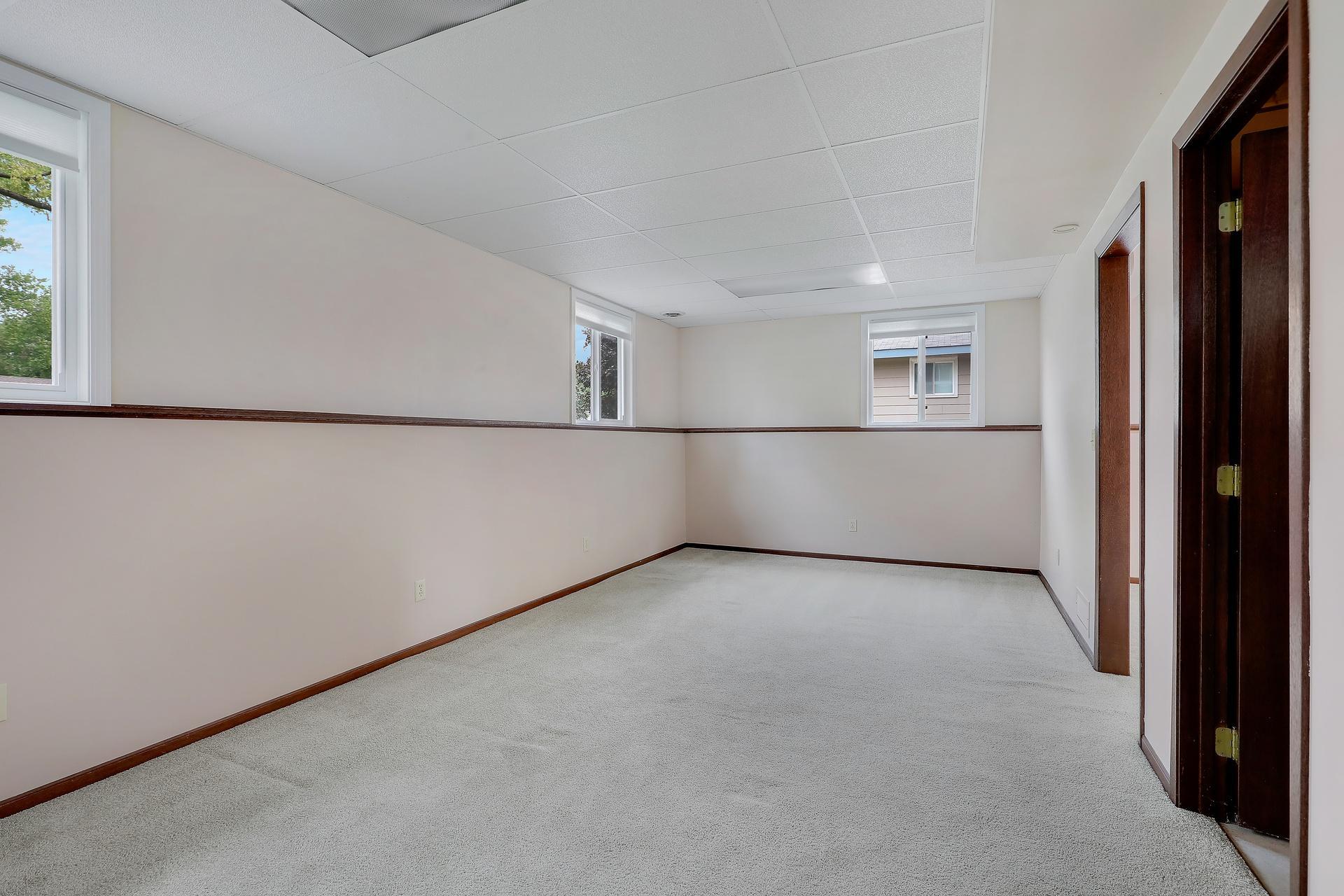View of Residential at 5616 Perry Avenue, Crystal MN 55429, Crystal (29 of 42) - Mike Wilen | Minnesota Team Real Estate