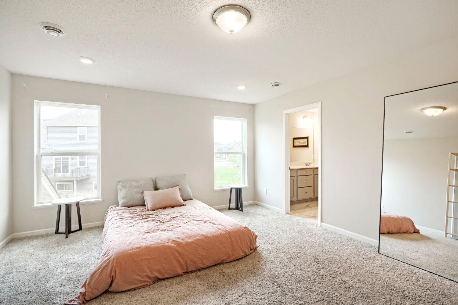 View of Residential at 6571 Jocelyn Avenue, Cottage Grove MN 55016, Cottage Grove (10 of 17) - Mike Wilen | Minnesota Team Real Estate