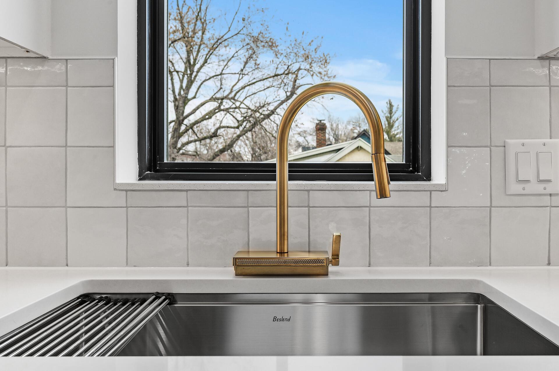 View of Residential at 2318 Johnson St #201, Minneapolis MN 55408, Minneapolis (20 of 83) - Mike Wilen | Minnesota Team Real Estate