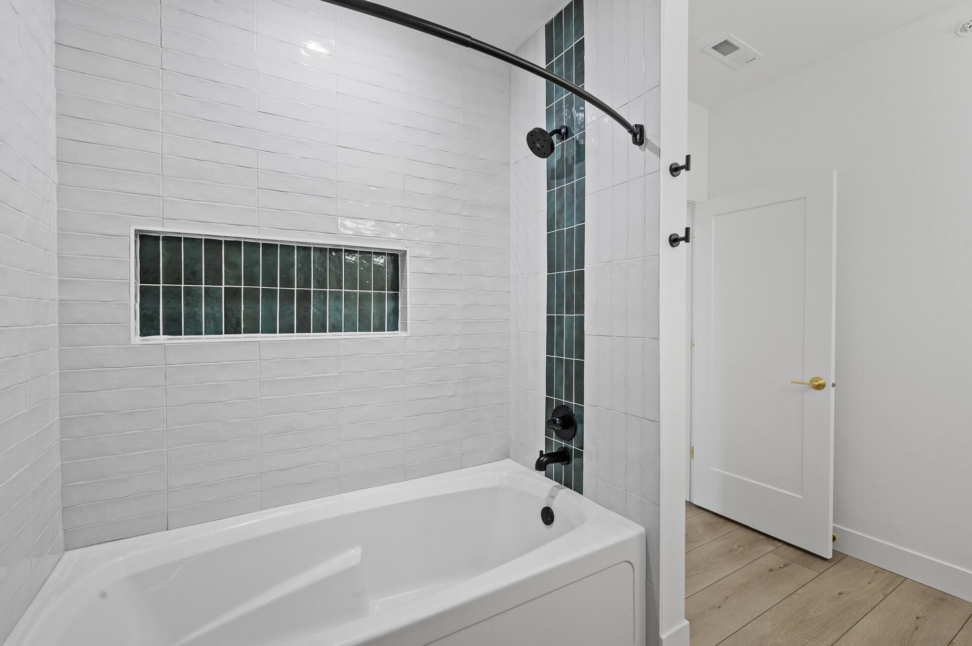 View of Residential at 2318 Johnson St #201, Minneapolis MN 55408, Minneapolis (46 of 83) - Mike Wilen | Minnesota Team Real Estate