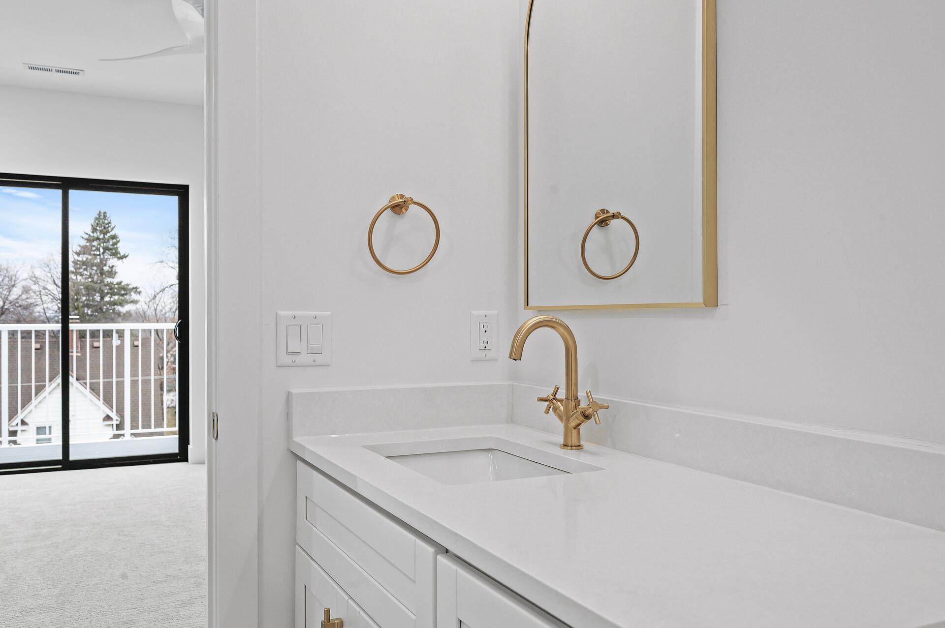 View of Residential at 2318 Johnson St #201, Minneapolis MN 55408, Minneapolis (62 of 83) - Mike Wilen | Minnesota Team Real Estate