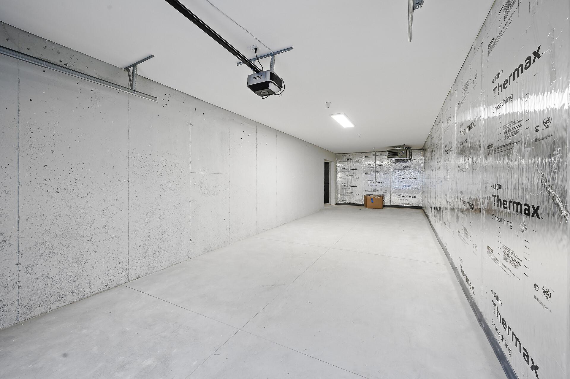 View of Residential at 2318 Johnson St #201, Minneapolis MN 55408, Minneapolis (79 of 83) - Mike Wilen | Minnesota Team Real Estate