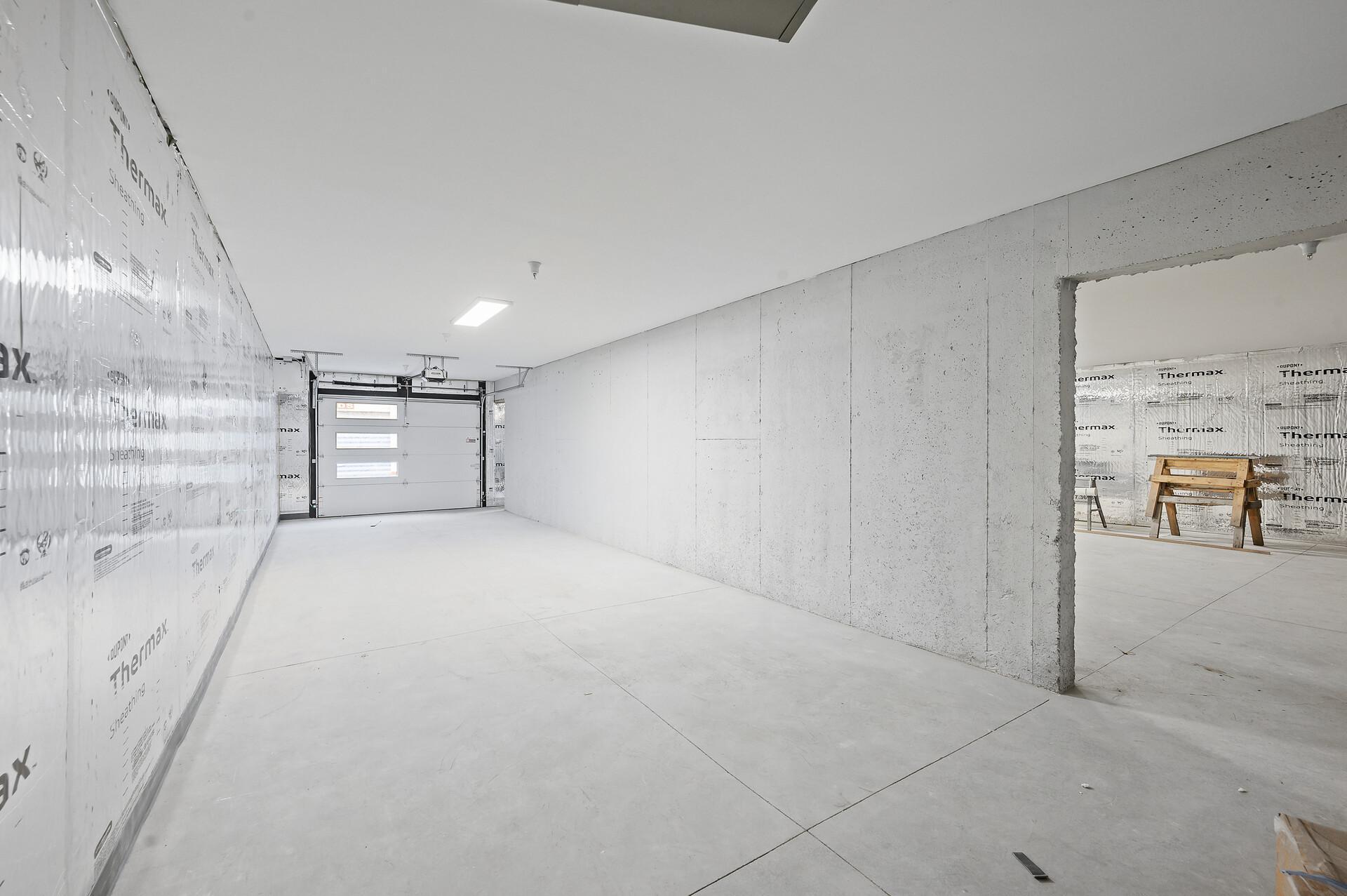 View of Residential at 2318 Johnson St #201, Minneapolis MN 55408, Minneapolis (78 of 83) - Mike Wilen | Minnesota Team Real Estate
