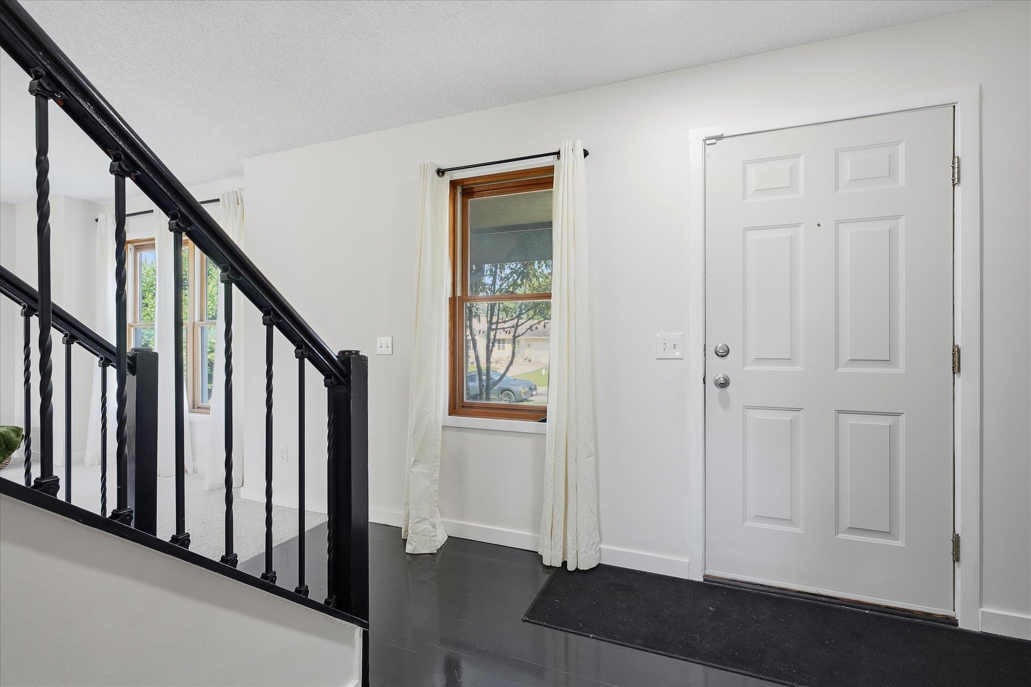 View of Residential at 20955 Jamestown Avenue, Lakeville MN 55044, Lakeville (5 of 70) - Mike Wilen | Minnesota Team Real Estate