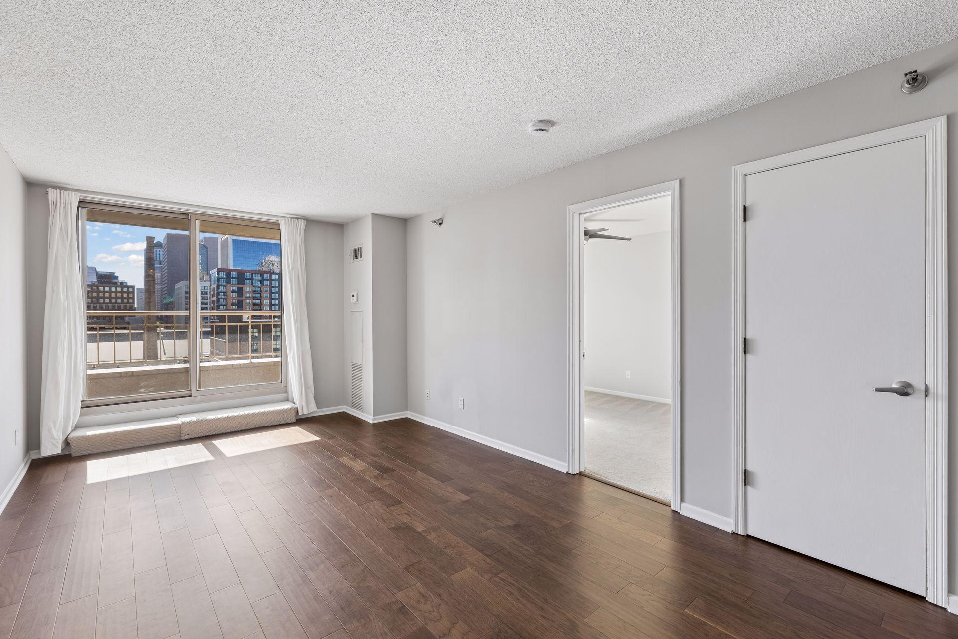 View of Residential at 401 1st Street #720, Minneapolis MN 55401, Minneapolis (49 of 58) - Mike Wilen | Minnesota Team Real Estate