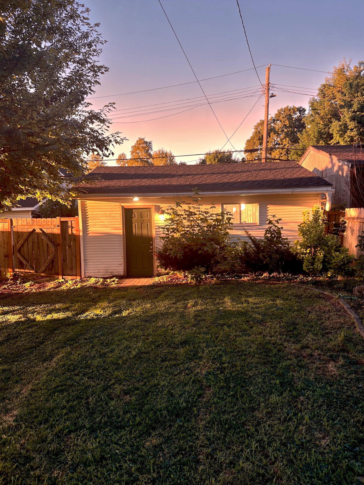 View of Residential at 2619 James Avenue, Minneapolis MN 55411, Minneapolis (26 of 30) - Mike Wilen | Minnesota Team Real Estate