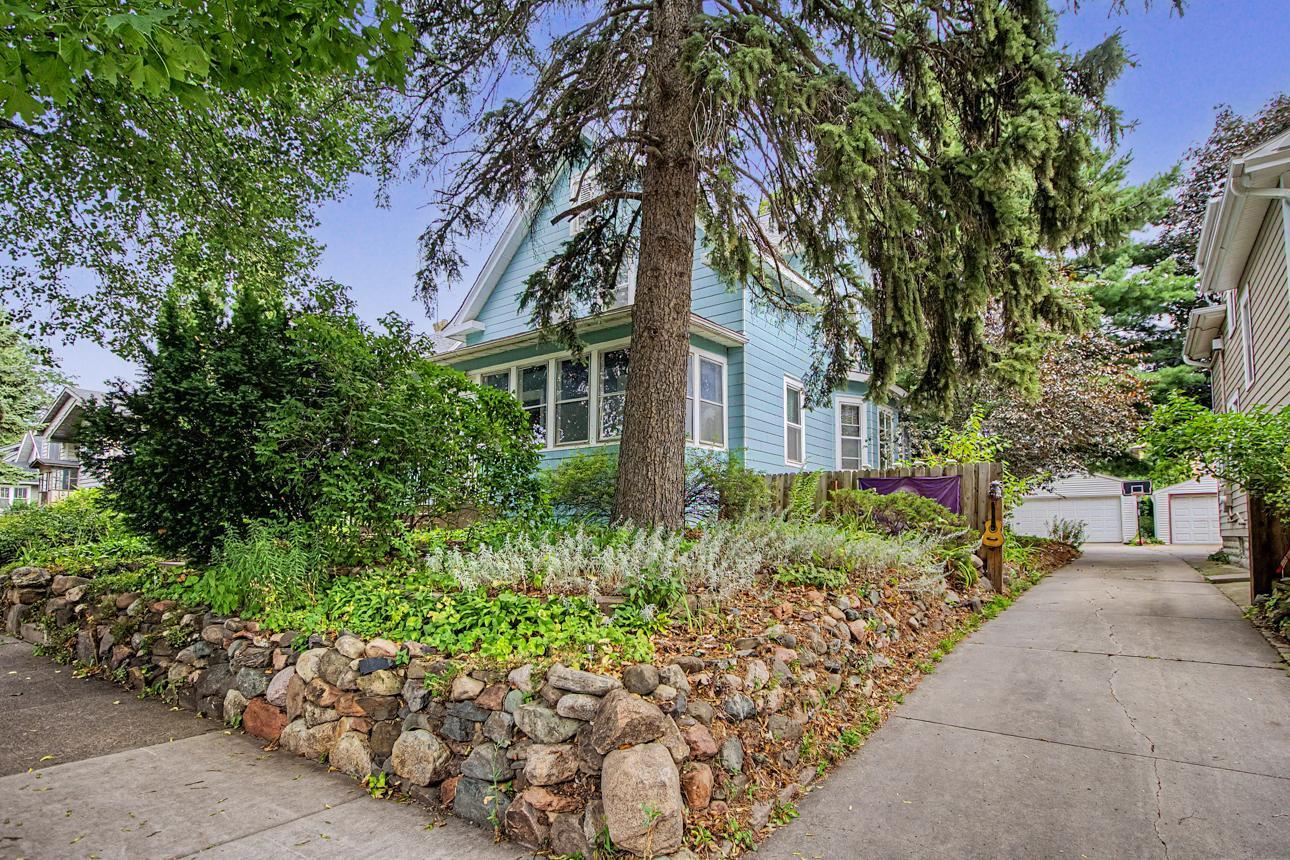 View of Residential at 1911 Pierce Street, Minneapolis MN 55418, Minneapolis (2 of 36) - Mike Wilen | Minnesota Team Real Estate