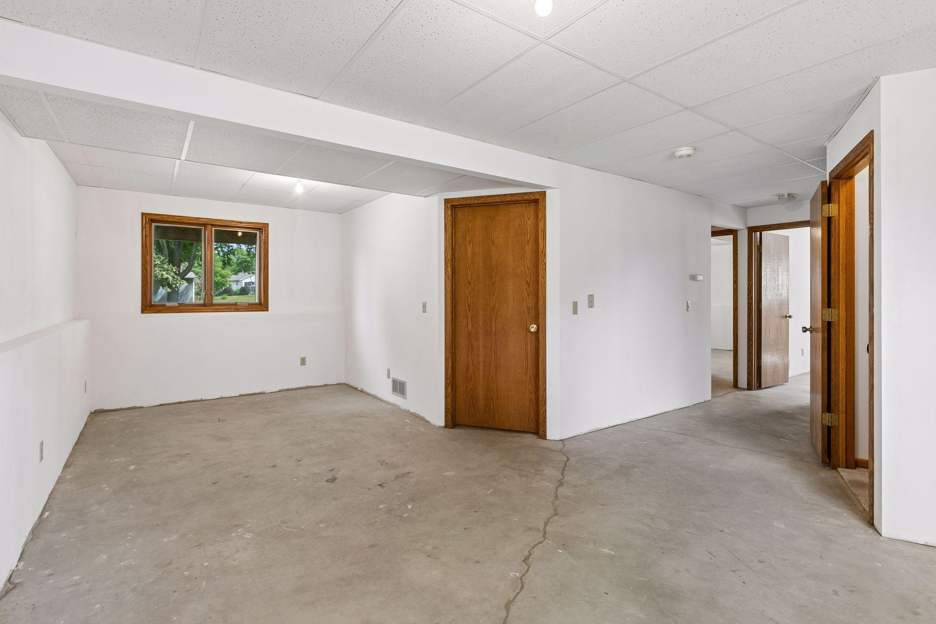 View of Residential at 972 Pointe Way, Eagan MN 55123, Eagan (18 of 29) - Mike Wilen | Minnesota Team Real Estate