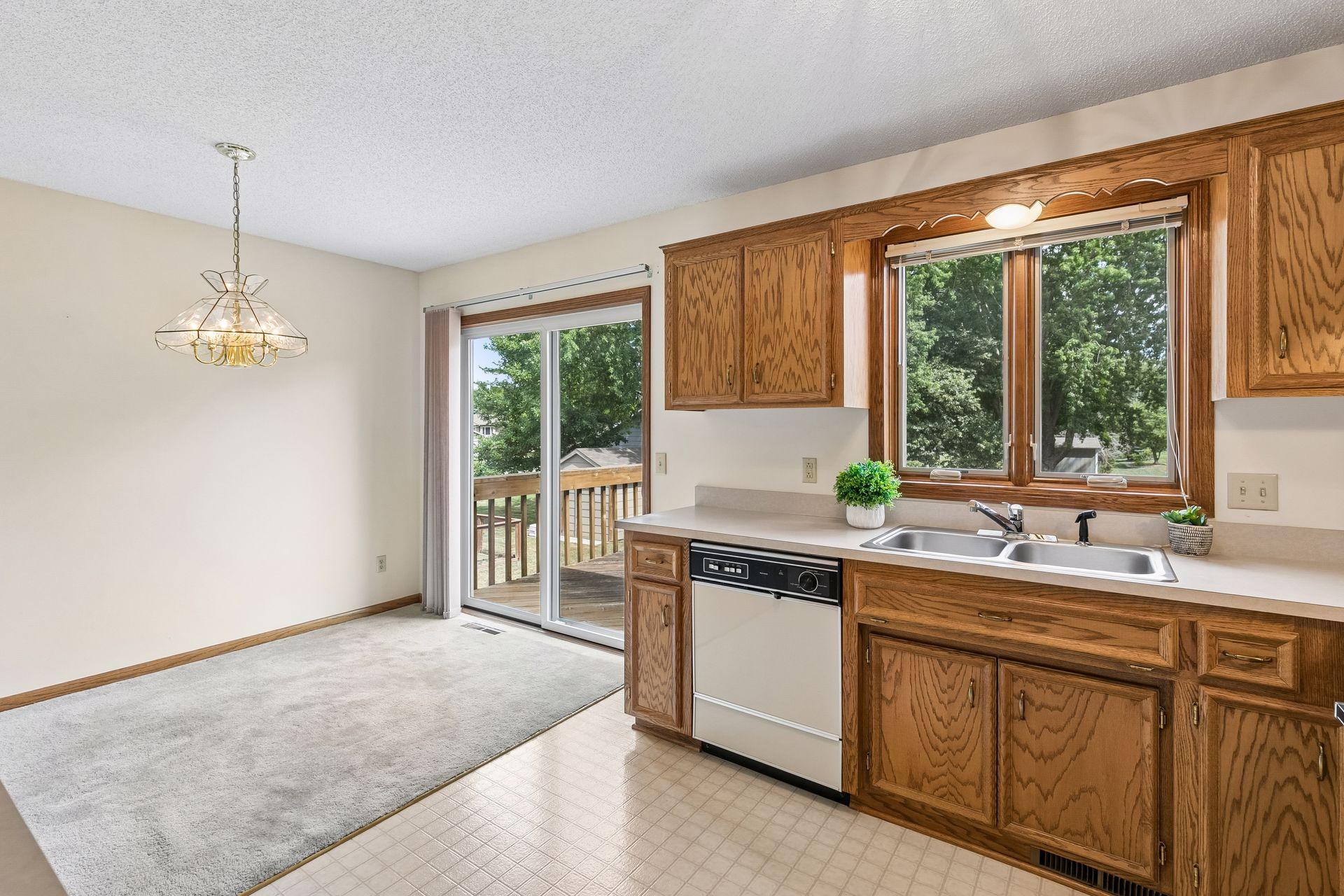 View of Residential at 972 Pointe Way, Eagan MN 55123, Eagan (7 of 29) - Mike Wilen | Minnesota Team Real Estate