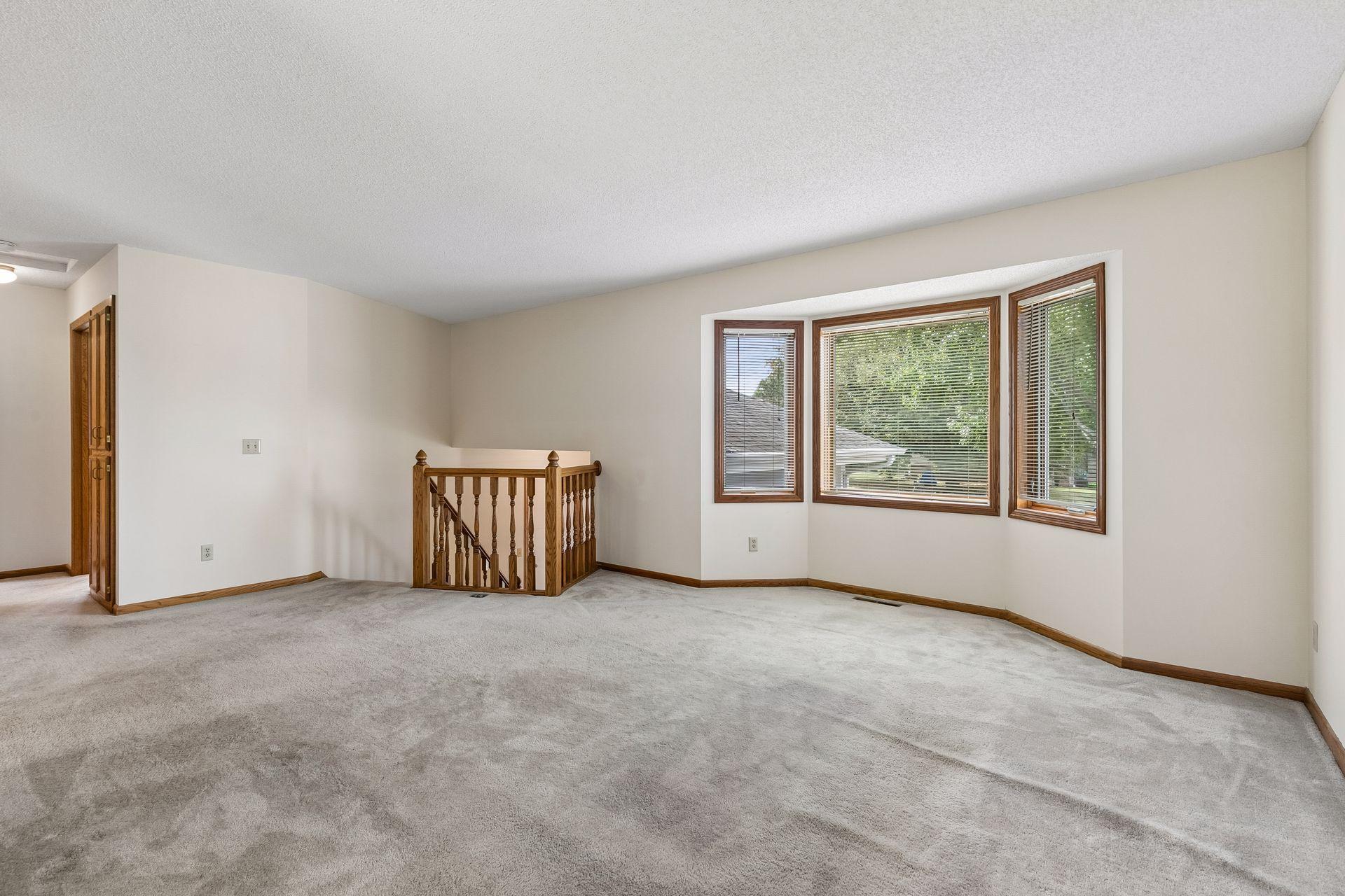 View of Residential at 972 Pointe Way, Eagan MN 55123, Eagan (10 of 29) - Mike Wilen | Minnesota Team Real Estate