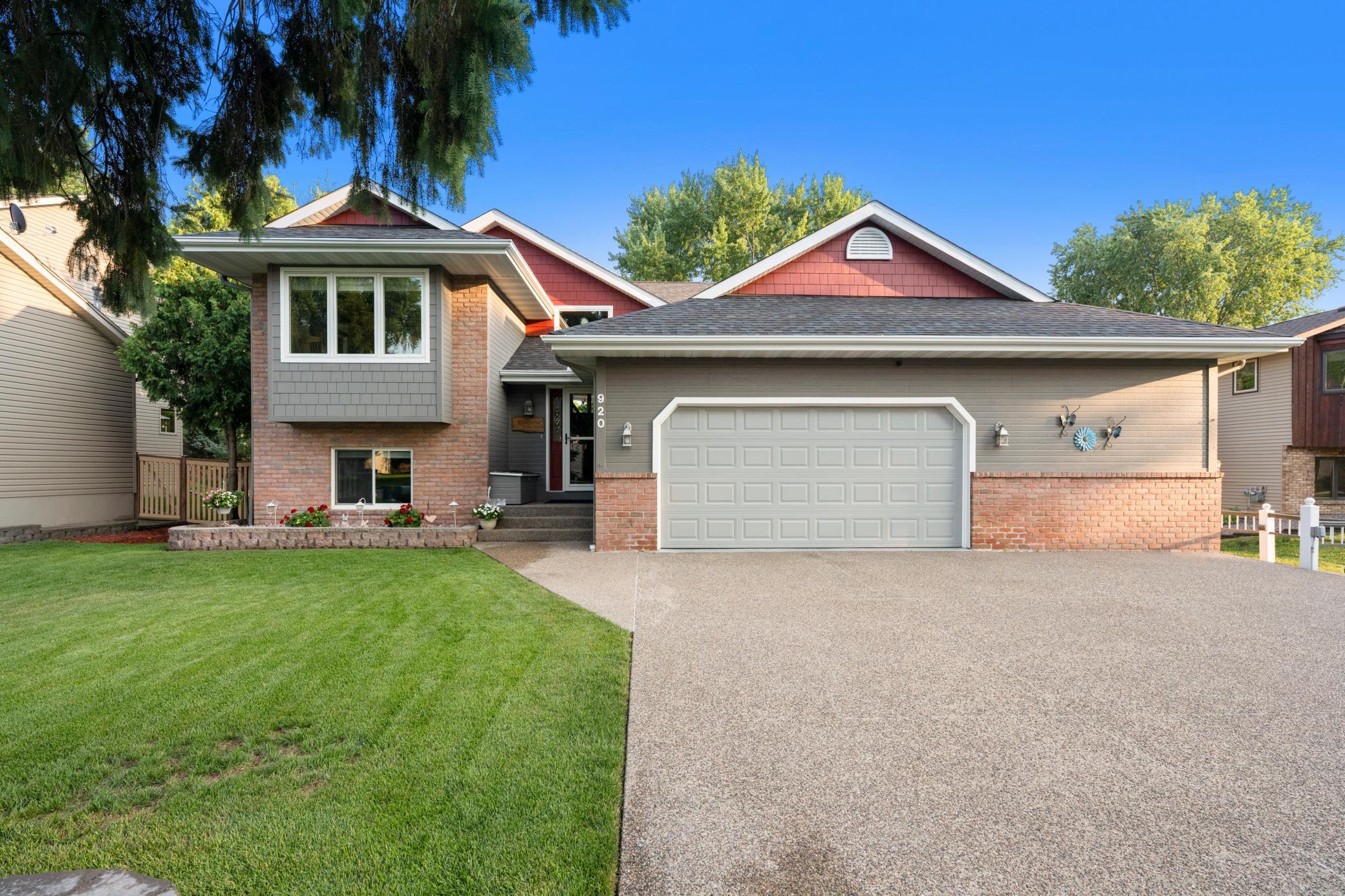 View of Residential at 920 100th Lane, Blaine MN 55434, Blaine - Mike Wilen | Minnesota Team Real Estate