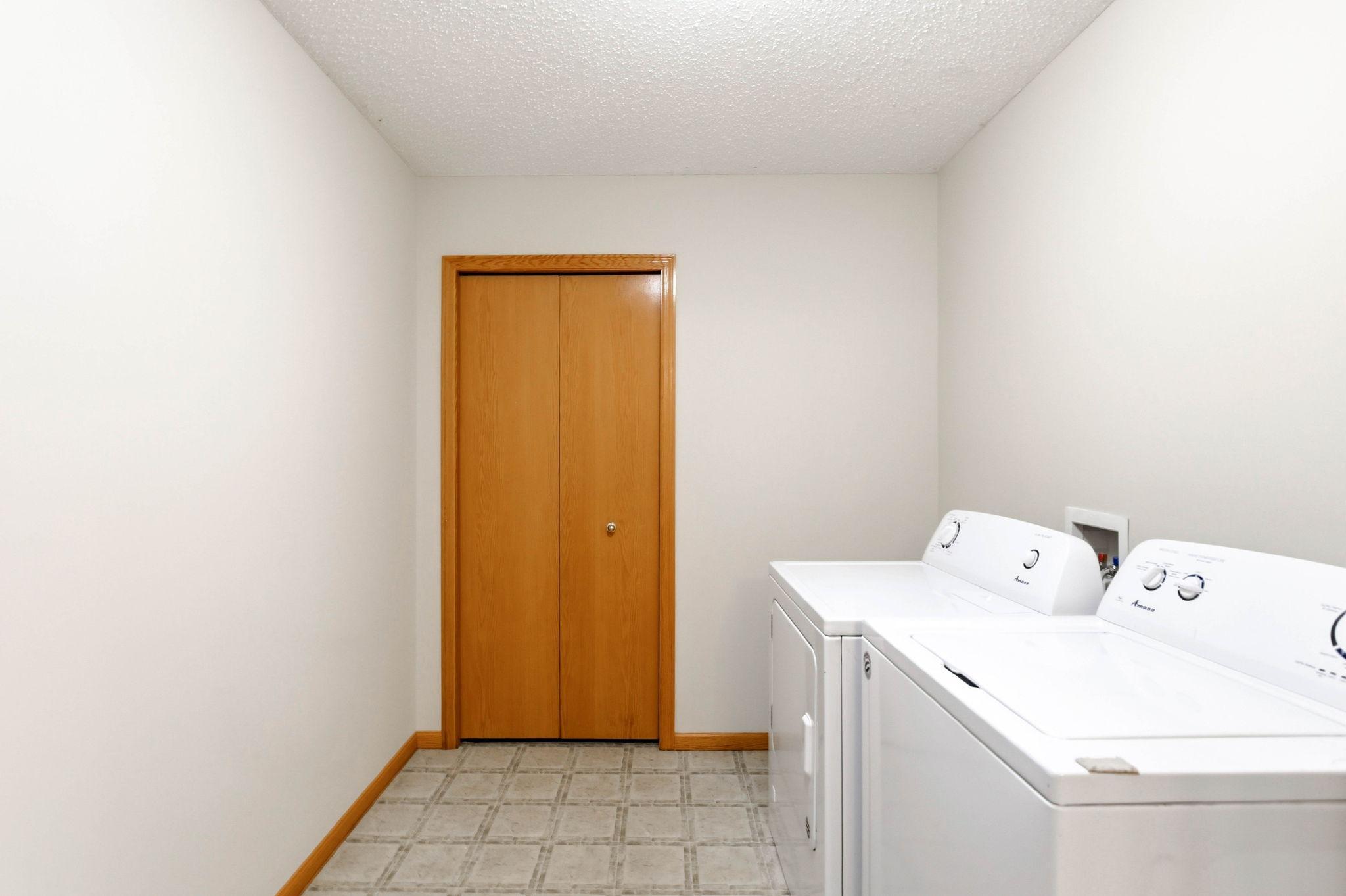 View of Residential at 1676 Philipp Way, Shakopee MN 55379, Shakopee (14 of 33) - Mike Wilen | Minnesota Team Real Estate