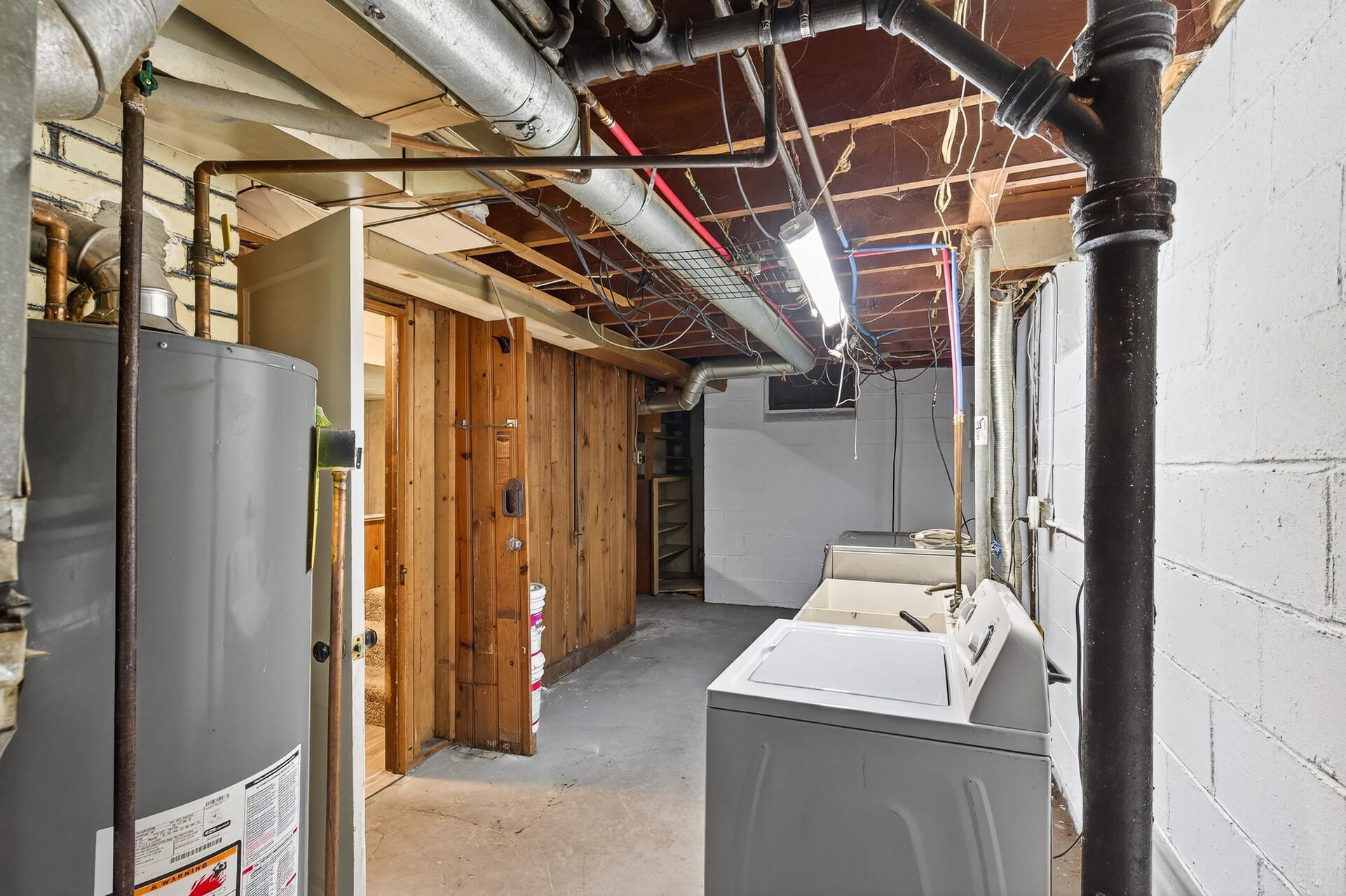 View of Residential at 2057 Giesmann Street, Roseville MN 55113, Roseville (33 of 37) - Mike Wilen | Minnesota Team Real Estate