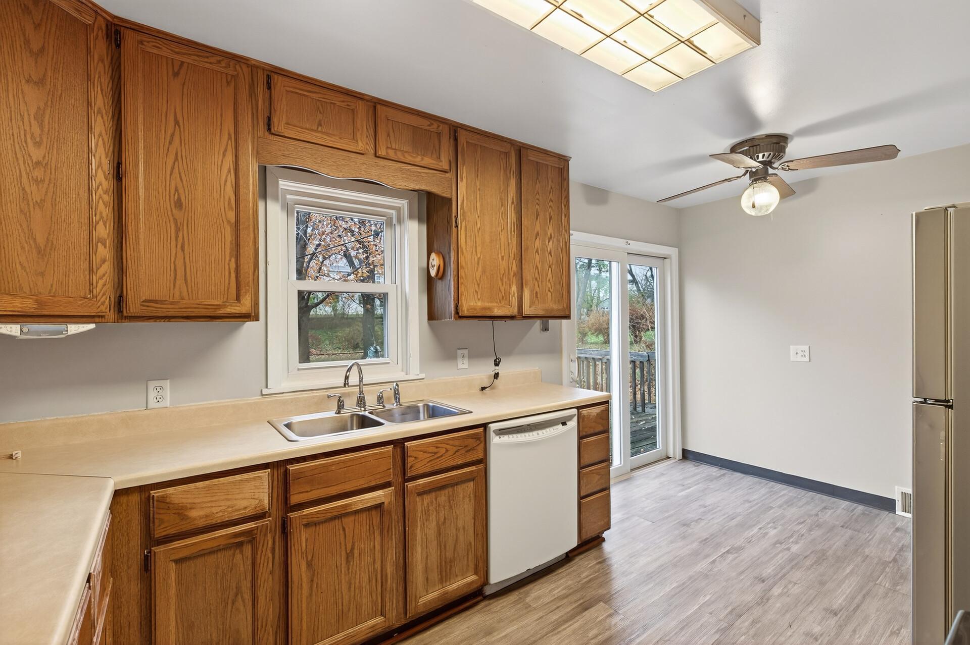 View of Residential at 2057 Giesmann Street, Roseville MN 55113, Roseville (11 of 37) - Mike Wilen | Minnesota Team Real Estate
