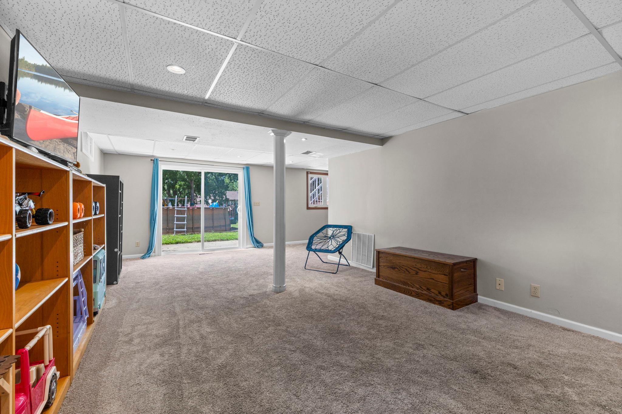 View of Residential at 10500 Utah Road, Bloomington MN 55438, Bloomington (38 of 49) - Mike Wilen | Minnesota Team Real Estate