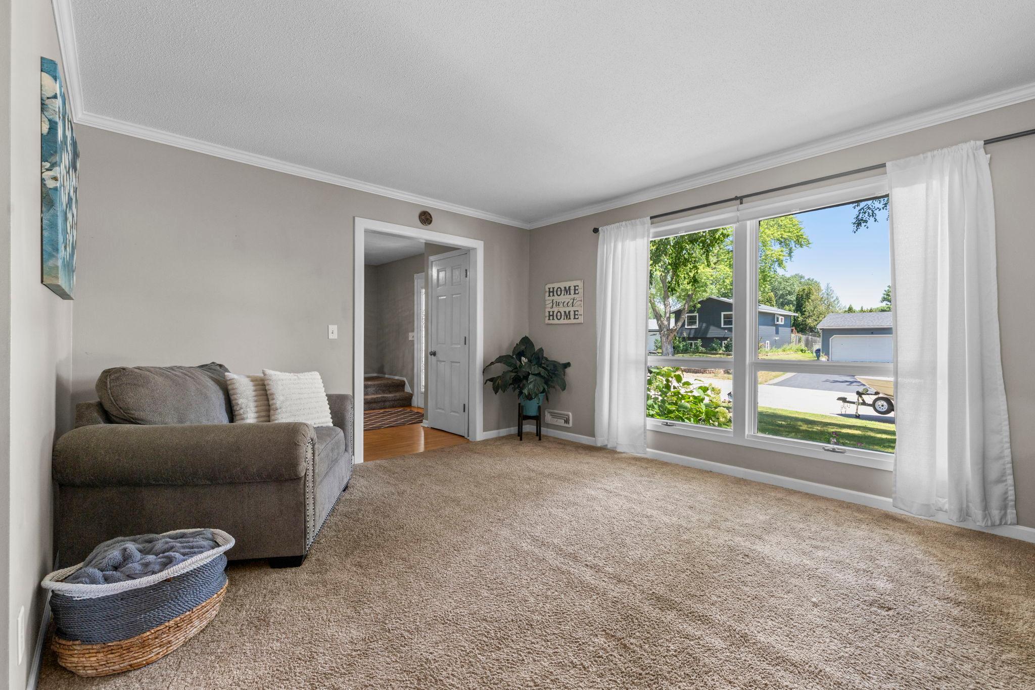 View of Residential at 10500 Utah Road, Bloomington MN 55438, Bloomington (9 of 49) - Mike Wilen | Minnesota Team Real Estate