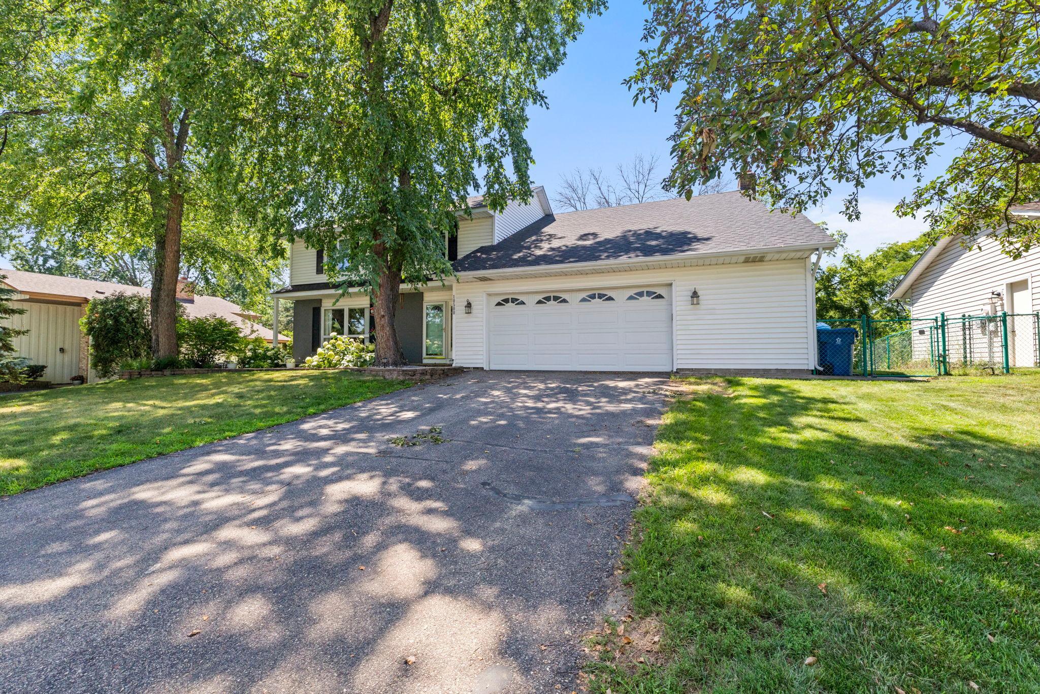 View of Residential at 10500 Utah Road, Bloomington MN 55438, Bloomington (3 of 49) - Mike Wilen | Minnesota Team Real Estate
