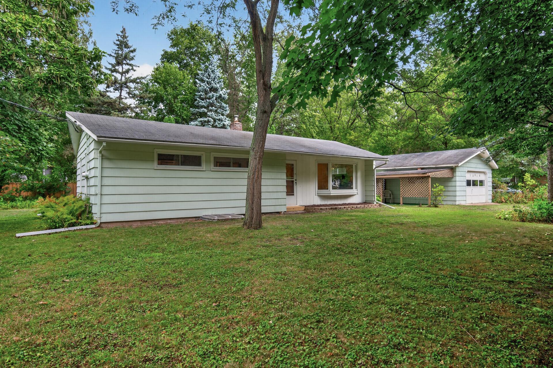 View of Residential at 12916 Fairfield Road, Minnetonka MN 55305, Minnetonka (36 of 39) - Mike Wilen | Minnesota Team Real Estate