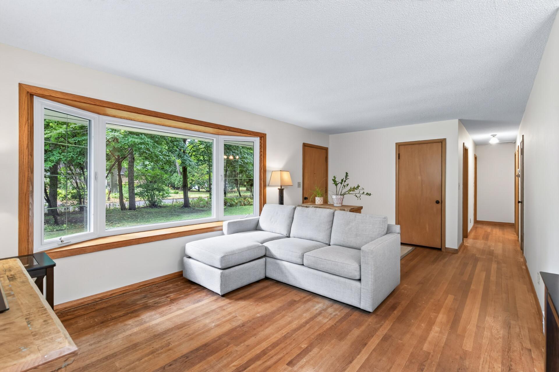 View of Residential at 12916 Fairfield Road, Minnetonka MN 55305, Minnetonka (4 of 39) - Mike Wilen | Minnesota Team Real Estate