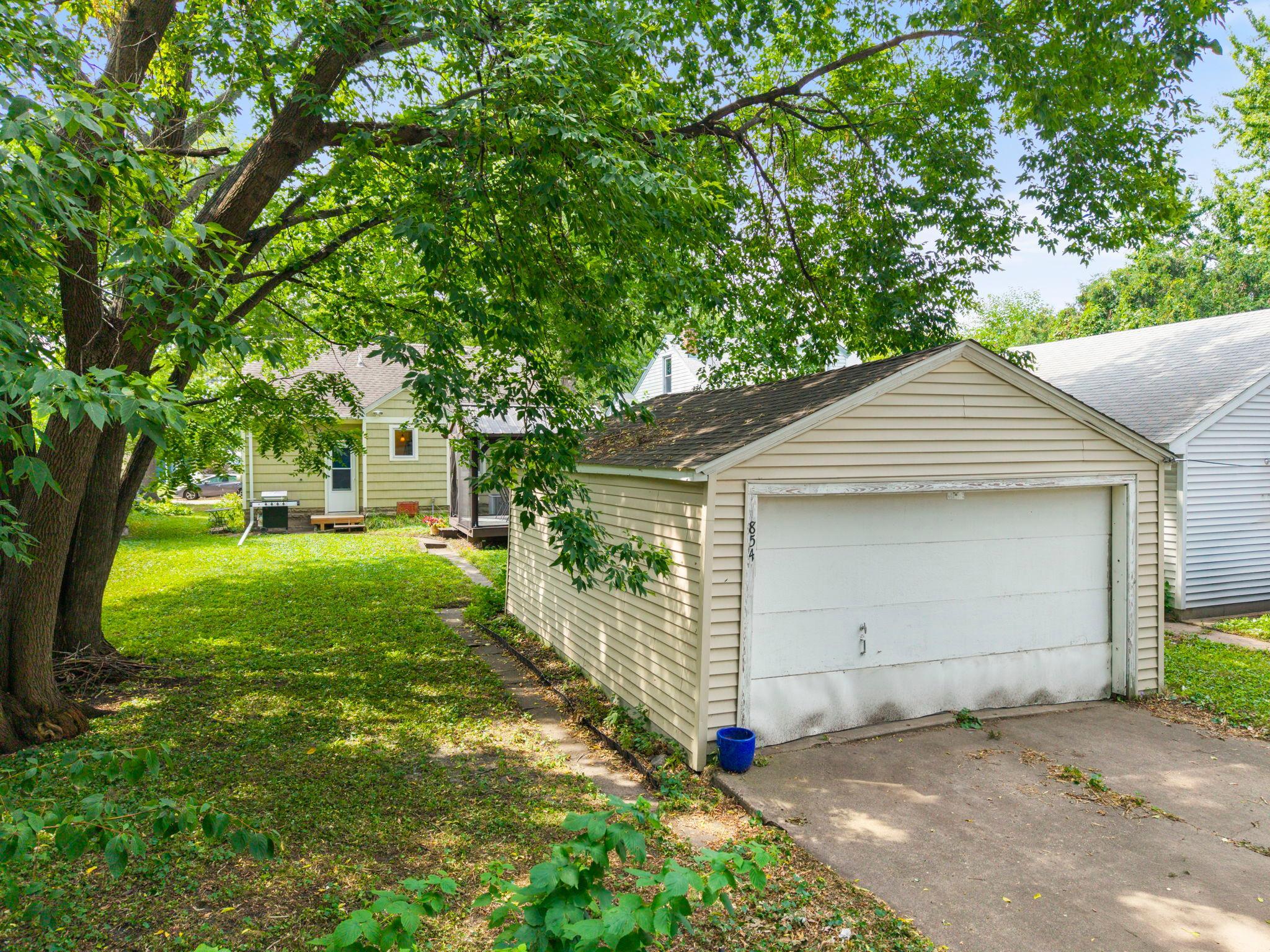 View of Residential at 854 21st Avenue, Minneapolis MN 55414, Minneapolis (32 of 38) - Mike Wilen | Minnesota Team Real Estate