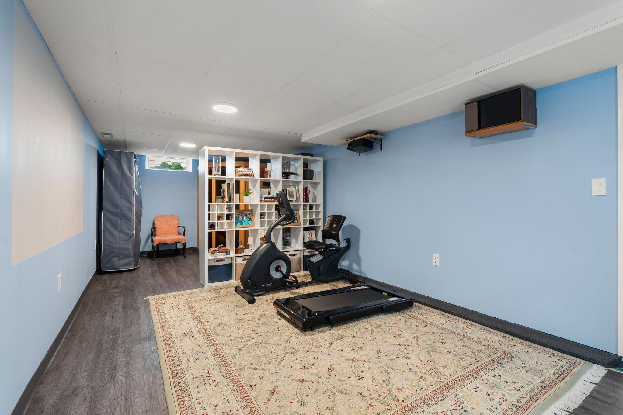 View of Residential at 854 21st Avenue, Minneapolis MN 55414, Minneapolis (23 of 38) - Mike Wilen | Minnesota Team Real Estate