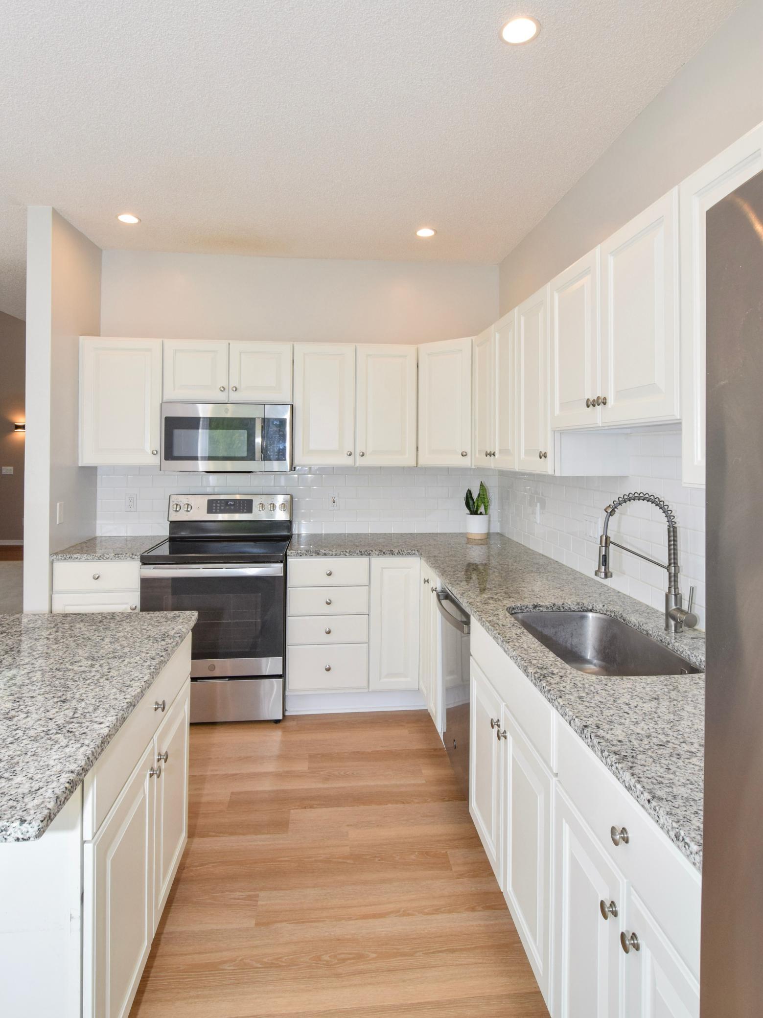 View of Residential at 9000 Comstock Lane, Maple Grove MN 55311, Maple Grove (10 of 29) - Mike Wilen | Minnesota Team Real Estate