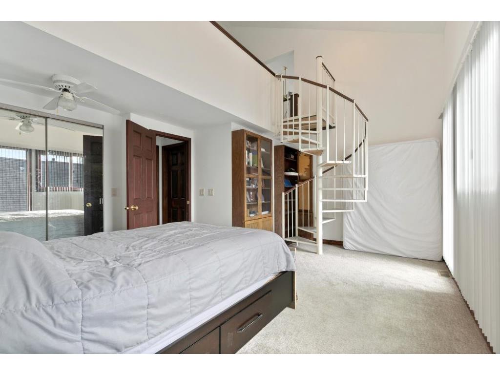 View of Residential Income at 2748 Dupont Avenue, Minneapolis MN 55408, Minneapolis (9 of 16) - Mike Wilen | Minnesota Team Real Estate
