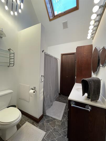View of Residential Income at 2748 Dupont Avenue, Minneapolis MN 55408, Minneapolis (12 of 16) - Mike Wilen | Minnesota Team Real Estate
