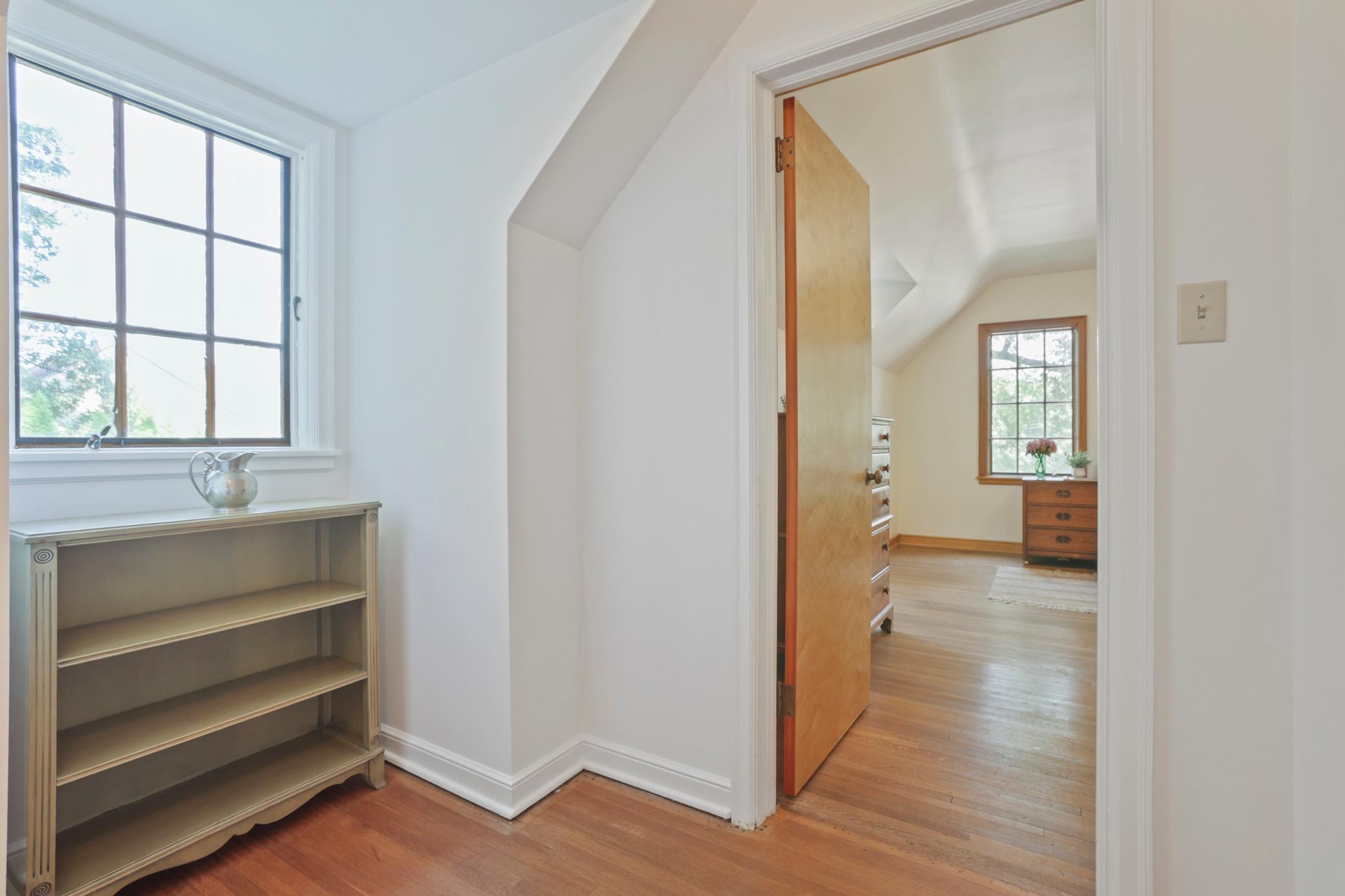 View of Residential at 1393 Keston Street, Saint Paul MN 55108, Saint Paul (22 of 43) - Mike Wilen | Minnesota Team Real Estate