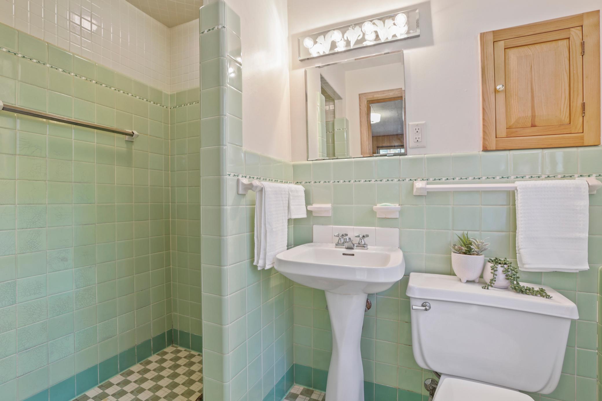 View of Residential at 1393 Keston Street, Saint Paul MN 55108, Saint Paul (28 of 43) - Mike Wilen | Minnesota Team Real Estate